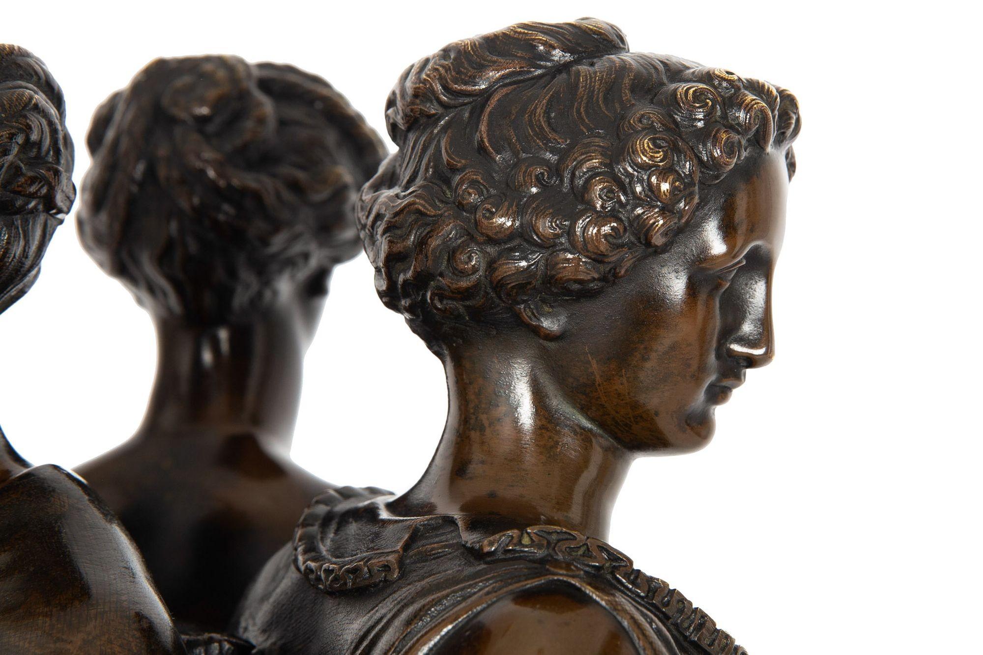 Französische antike Bronzeskulptur Drei Graces nach Germain Pilon, Französische Skulptur im Angebot 8