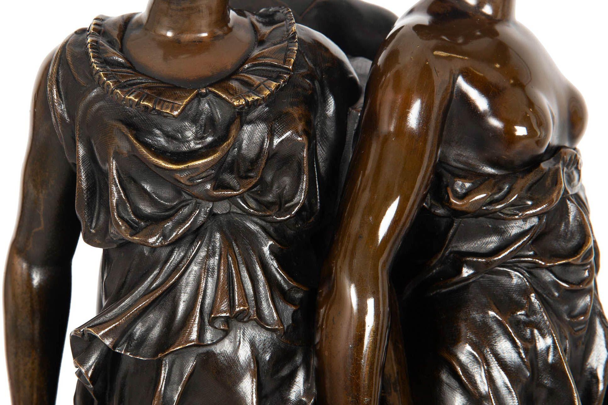 Französische antike Bronzeskulptur Drei Graces nach Germain Pilon, Französische Skulptur im Angebot 3