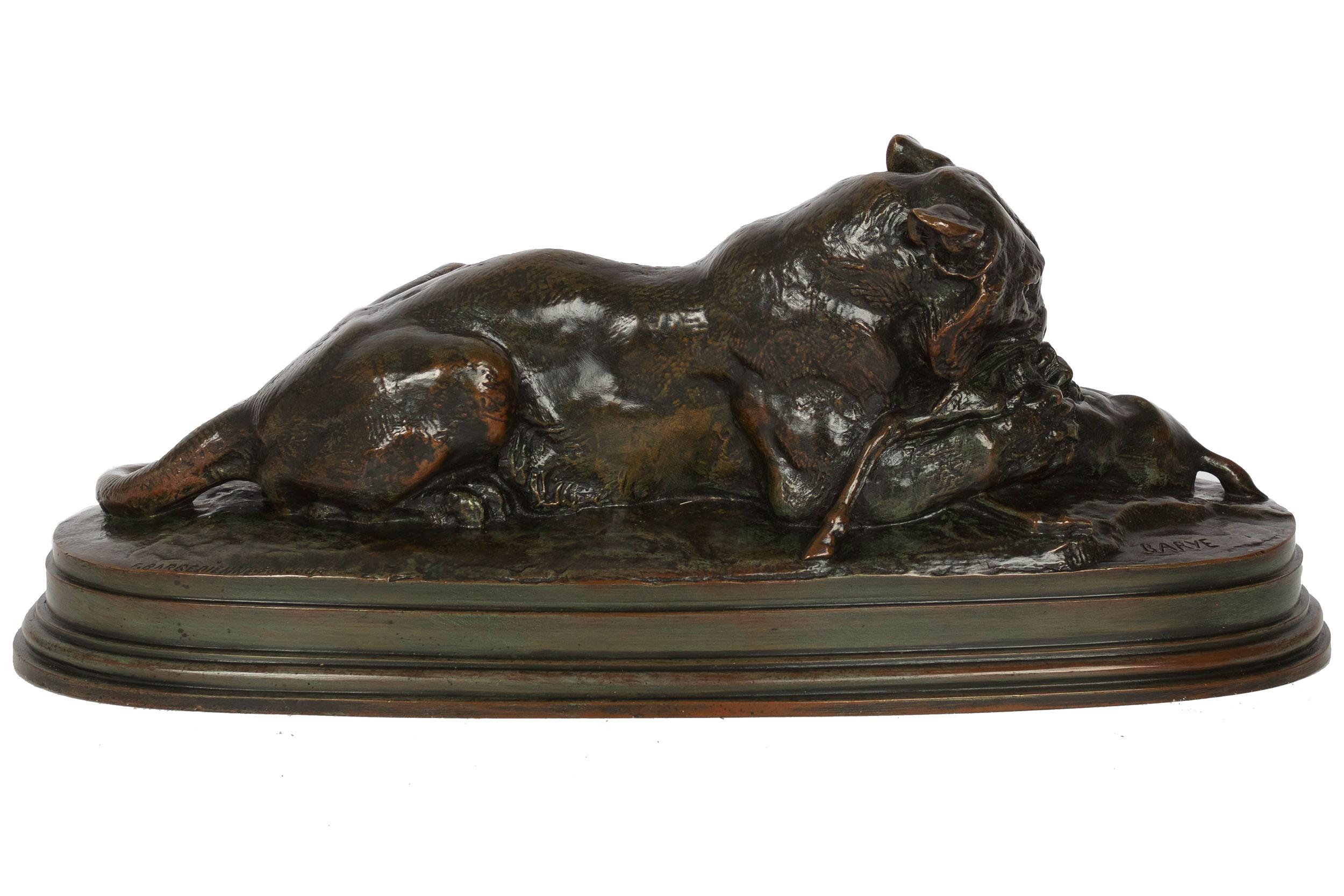 Französische antike Bronzeskulptur „Tiger, der Gazelle liebt“ aus Bronze von Antoine-Louis Barye (Romantik) im Angebot