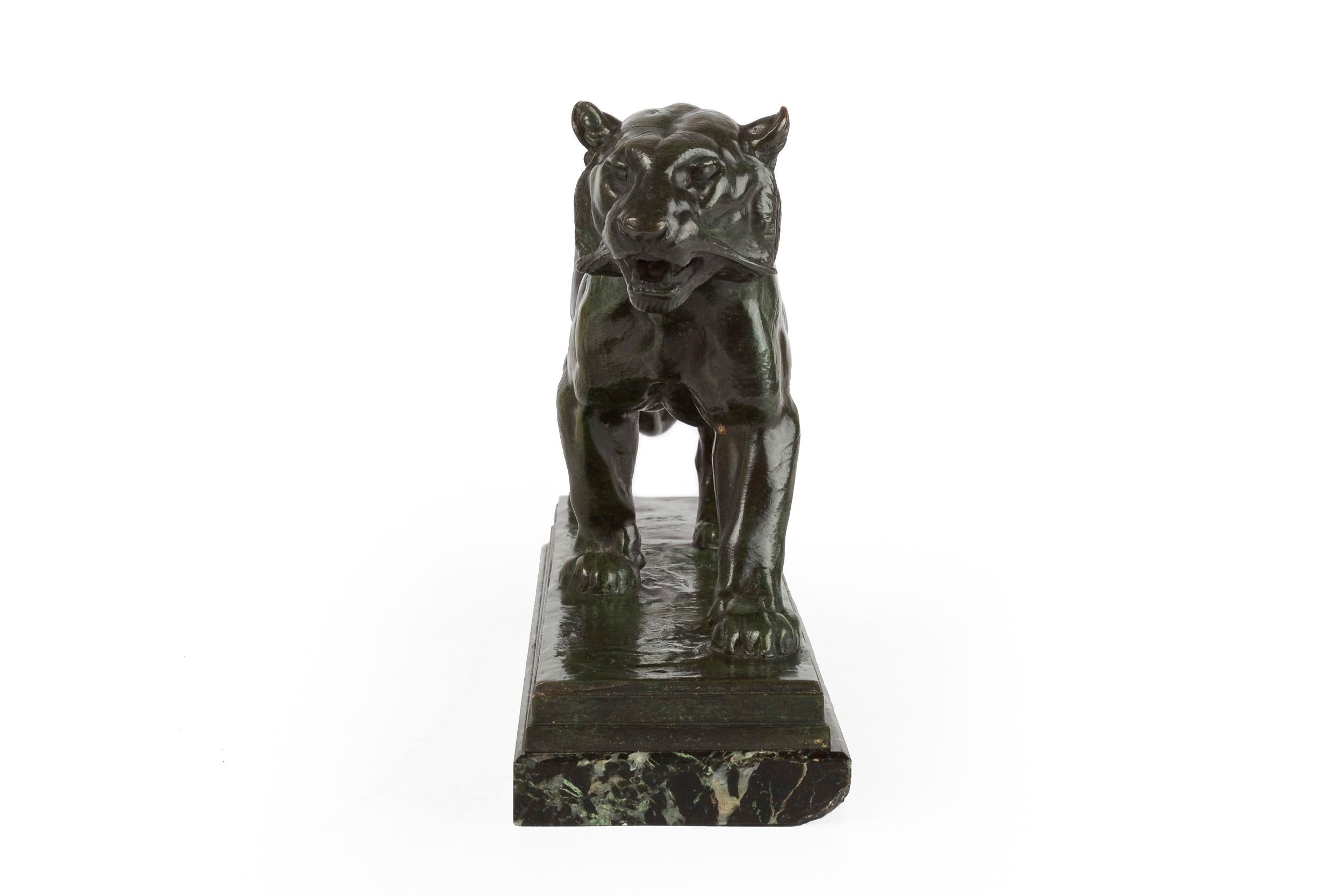 Französische antike Bronzeskulptur „Walking Tiger“ von Antoine-Louis Barye, Barbedienn im Zustand „Gut“ im Angebot in Shippensburg, PA