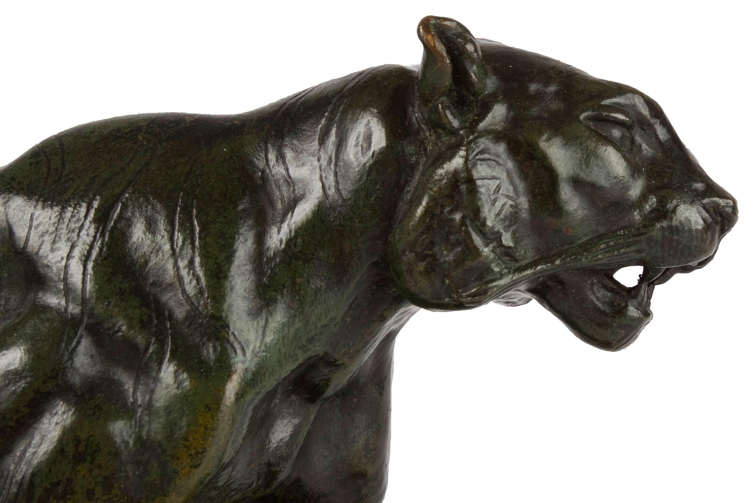 Französische antike Bronzeskulptur „Walking Tiger“ von Antoine-Louis Barye, Barbedienn im Angebot 4