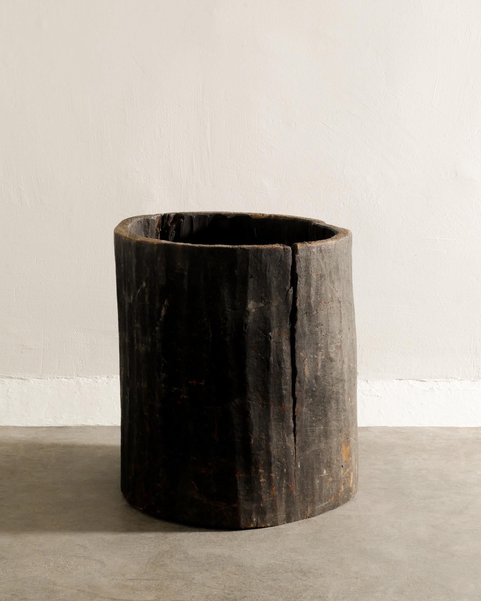 Mid-Century Modern French Antique & Brutalist Hollowed Out Tree Trunk Wooden Planter, 1930s  For Sale