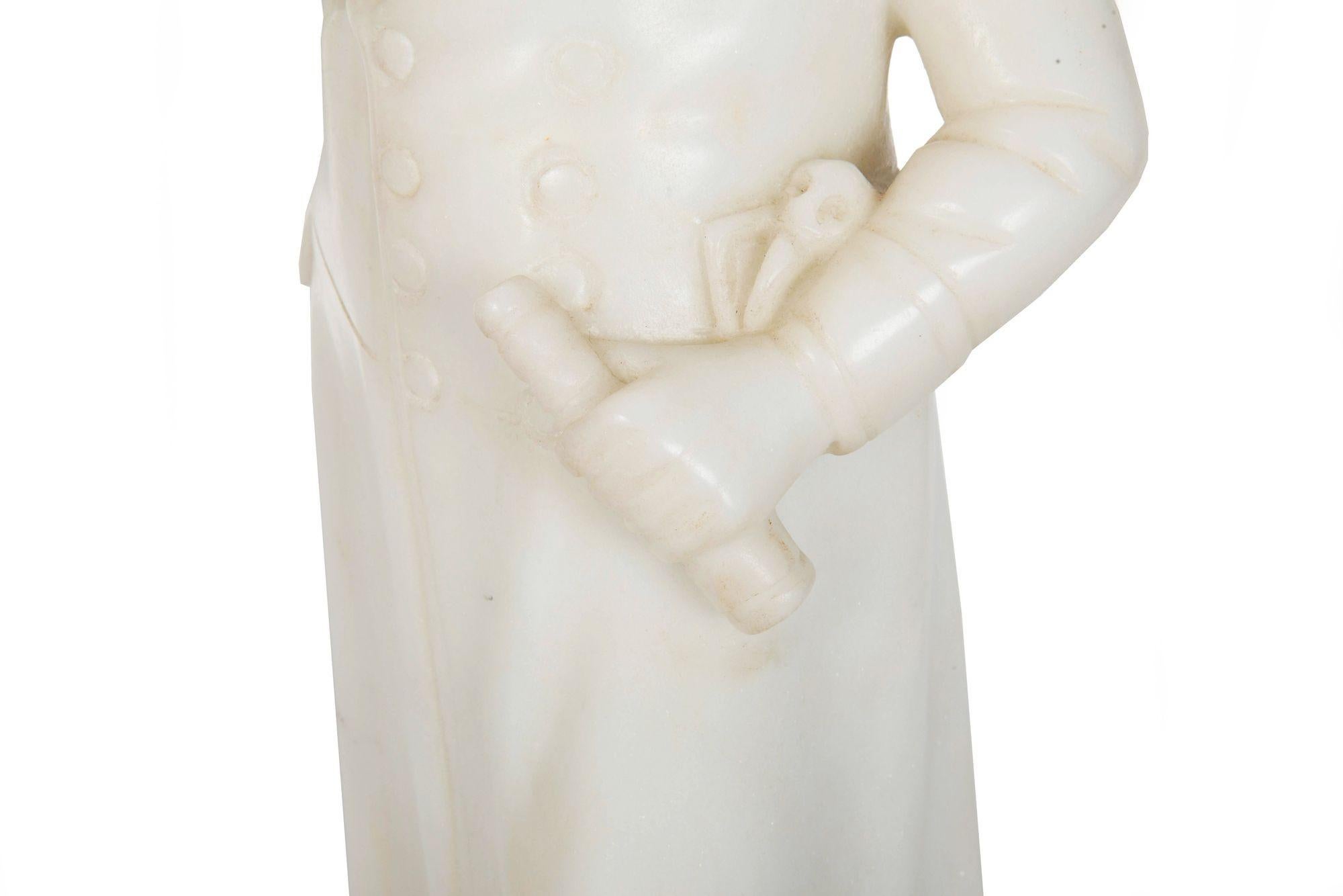 Sculpture française ancienne en albâtre sculpté représentant Napoléon, 20 1/2 H en vente 5
