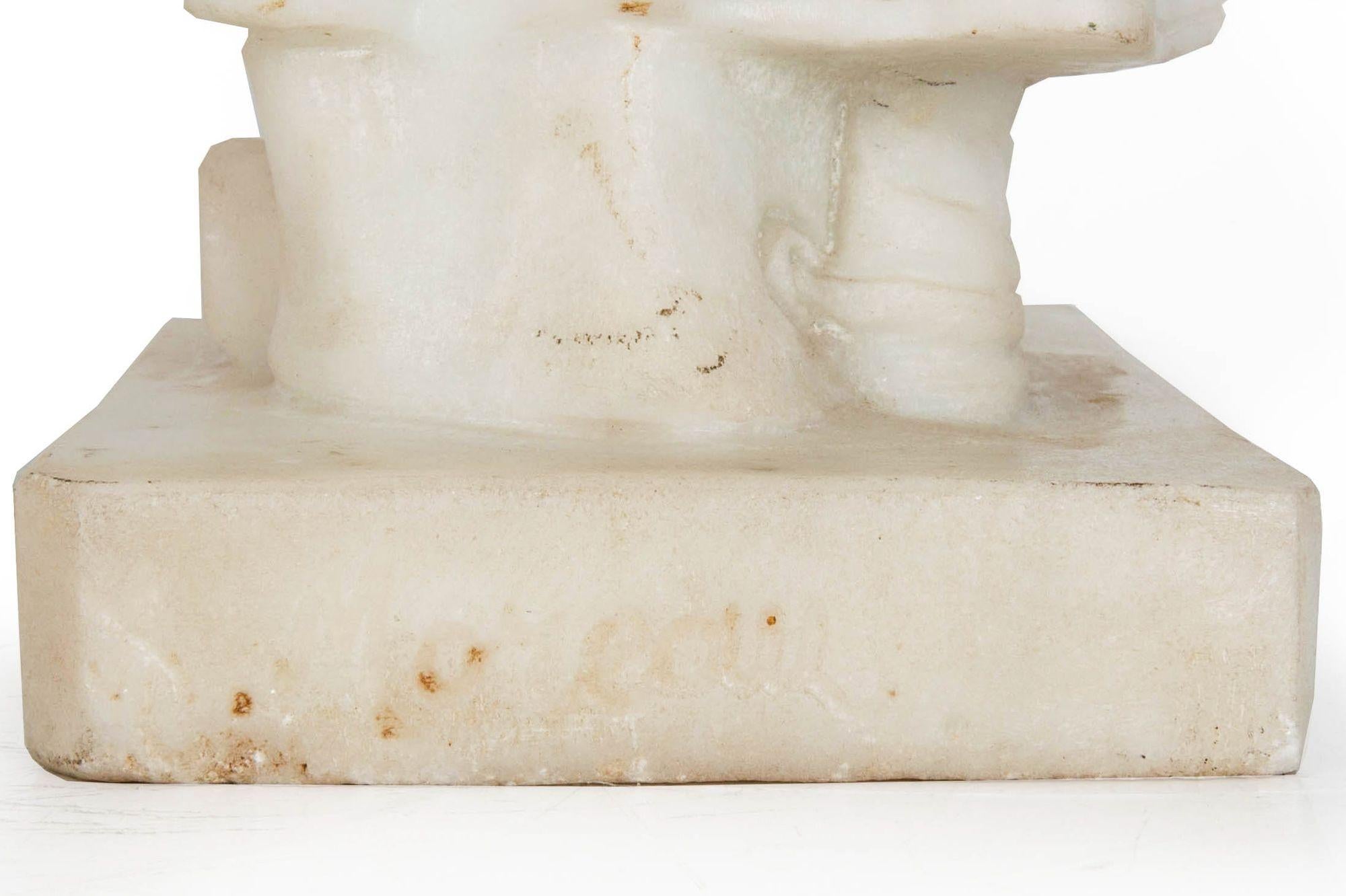 Sculpture française ancienne en albâtre sculpté représentant Napoléon, 20 1/2 H en vente 6