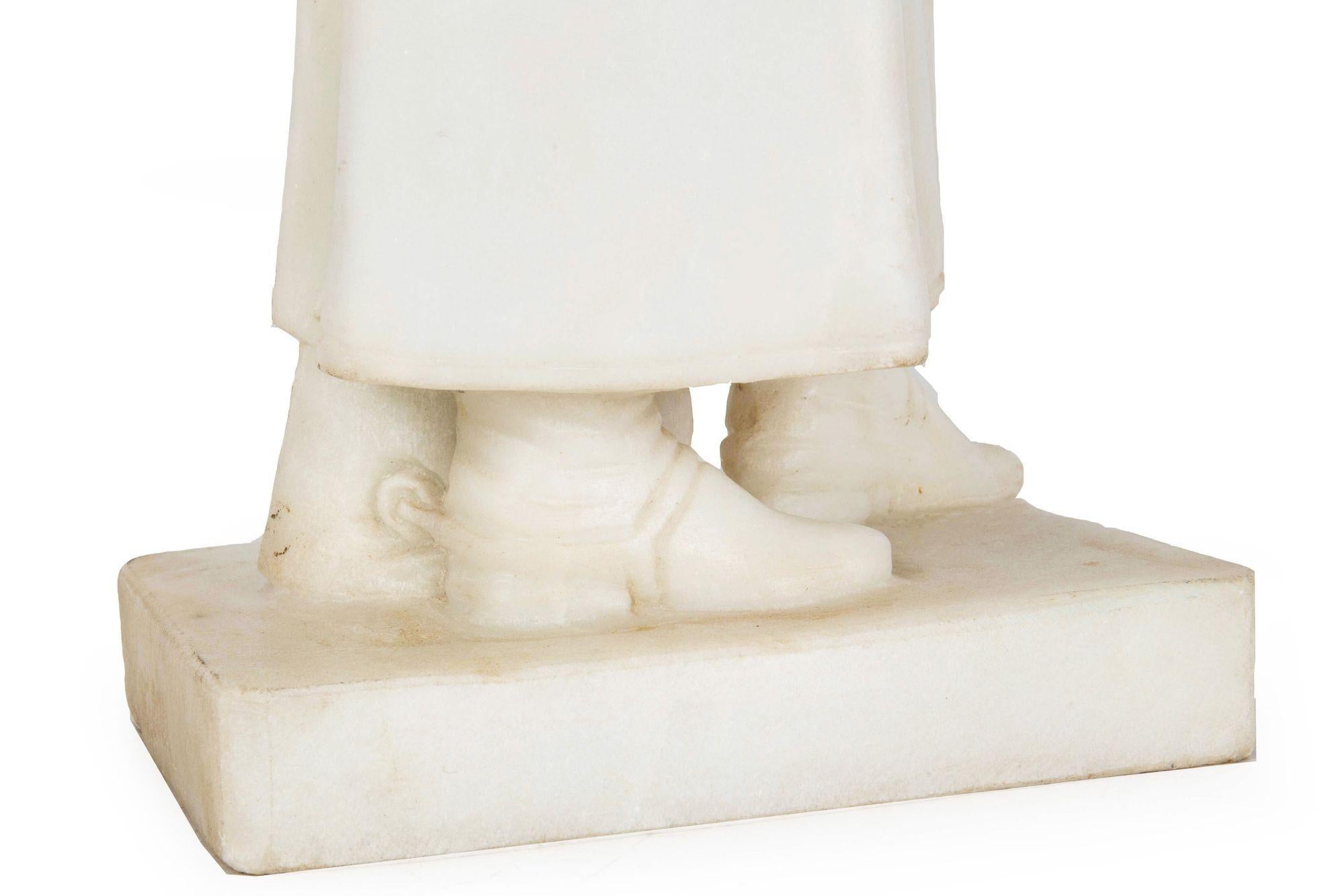 Sculpture française ancienne en albâtre sculpté représentant Napoléon, 20 1/2 H en vente 7