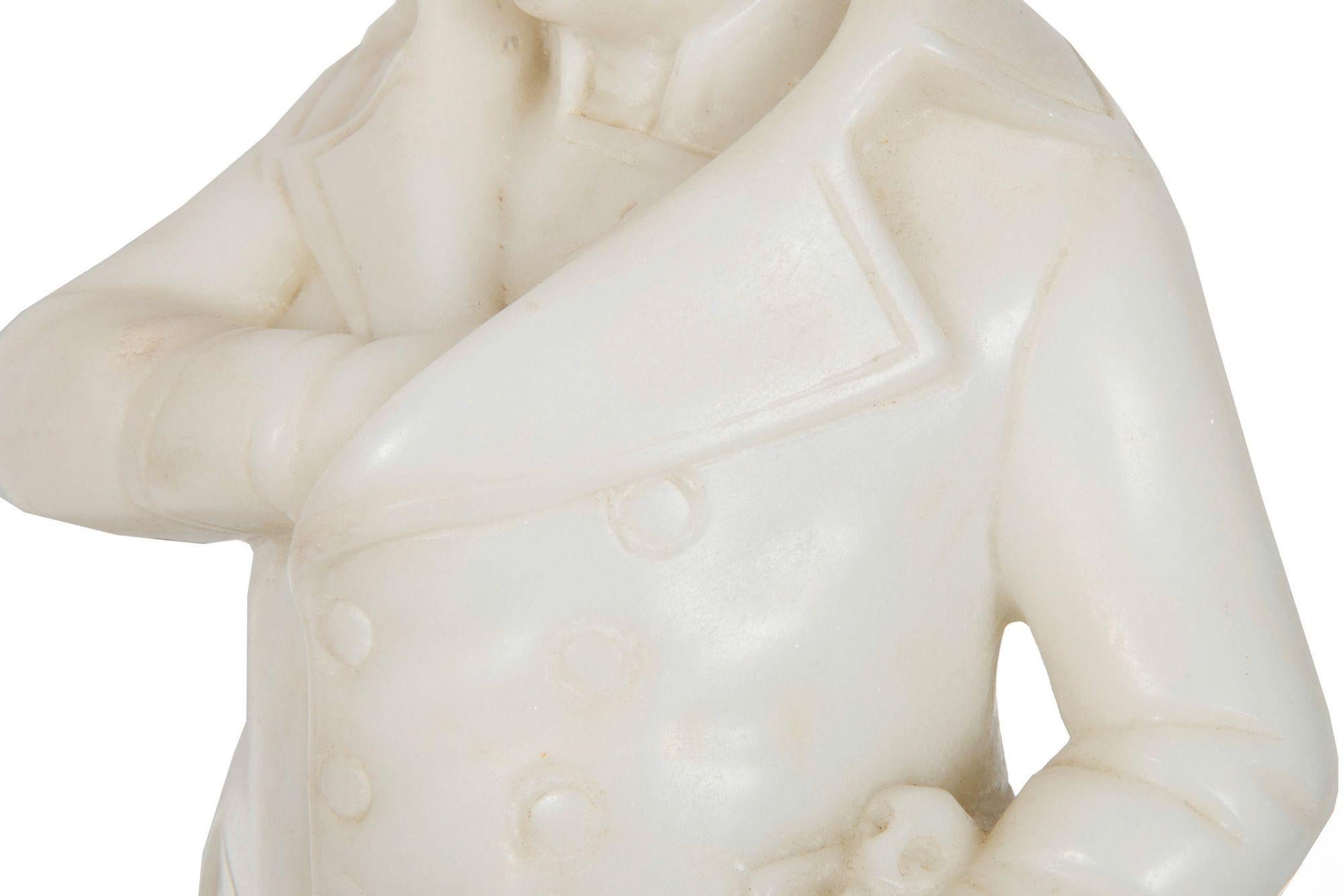 Sculpture française ancienne en albâtre sculpté représentant Napoléon, 20 1/2 H en vente 8