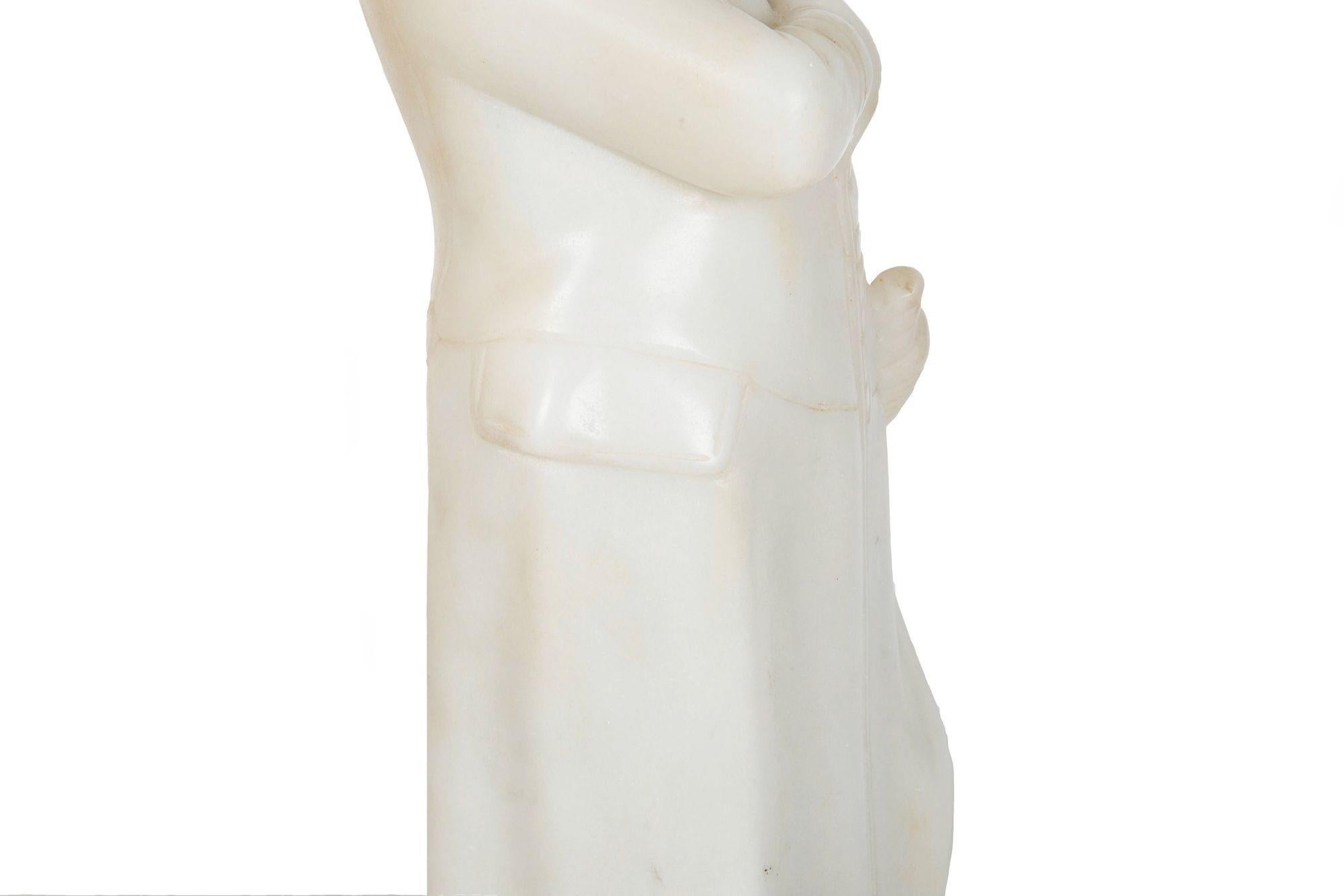 Sculpture française ancienne en albâtre sculpté représentant Napoléon, 20 1/2 H en vente 10