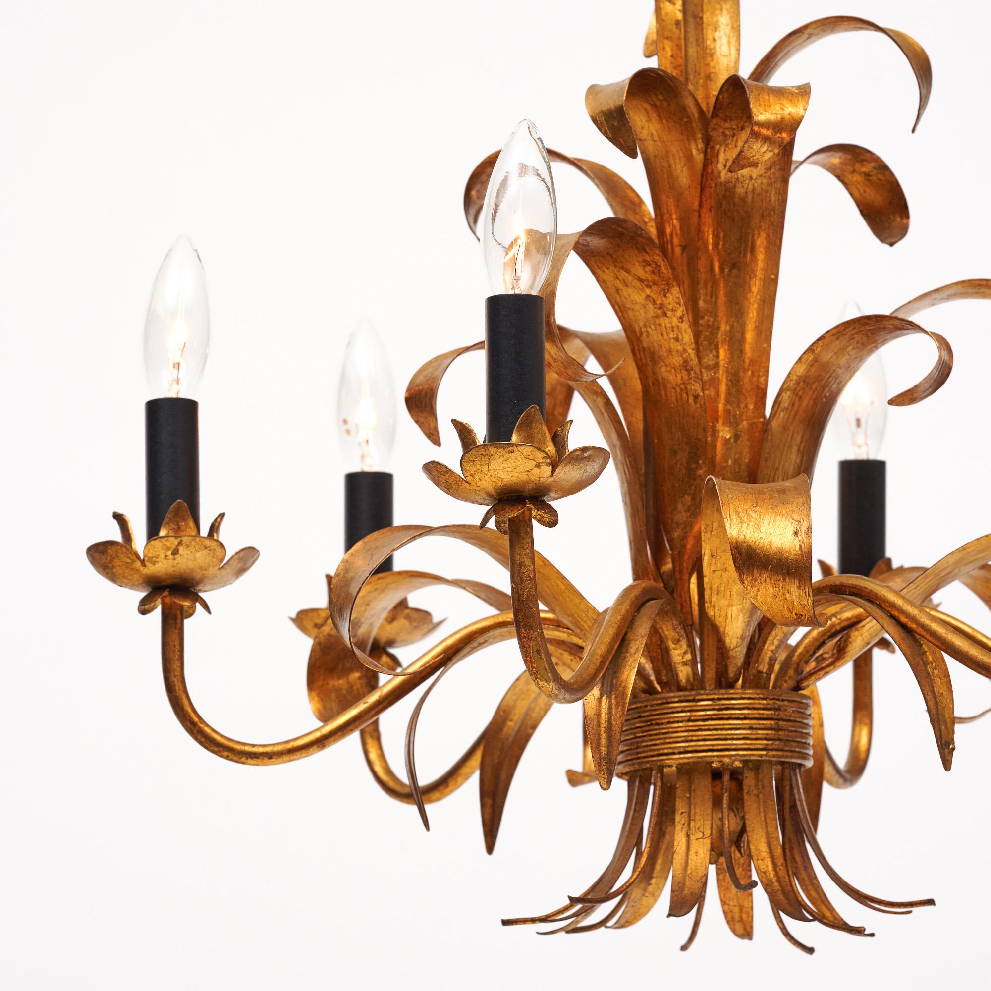 French Antique Chandelier In Good Condition For Sale In Austin, TX