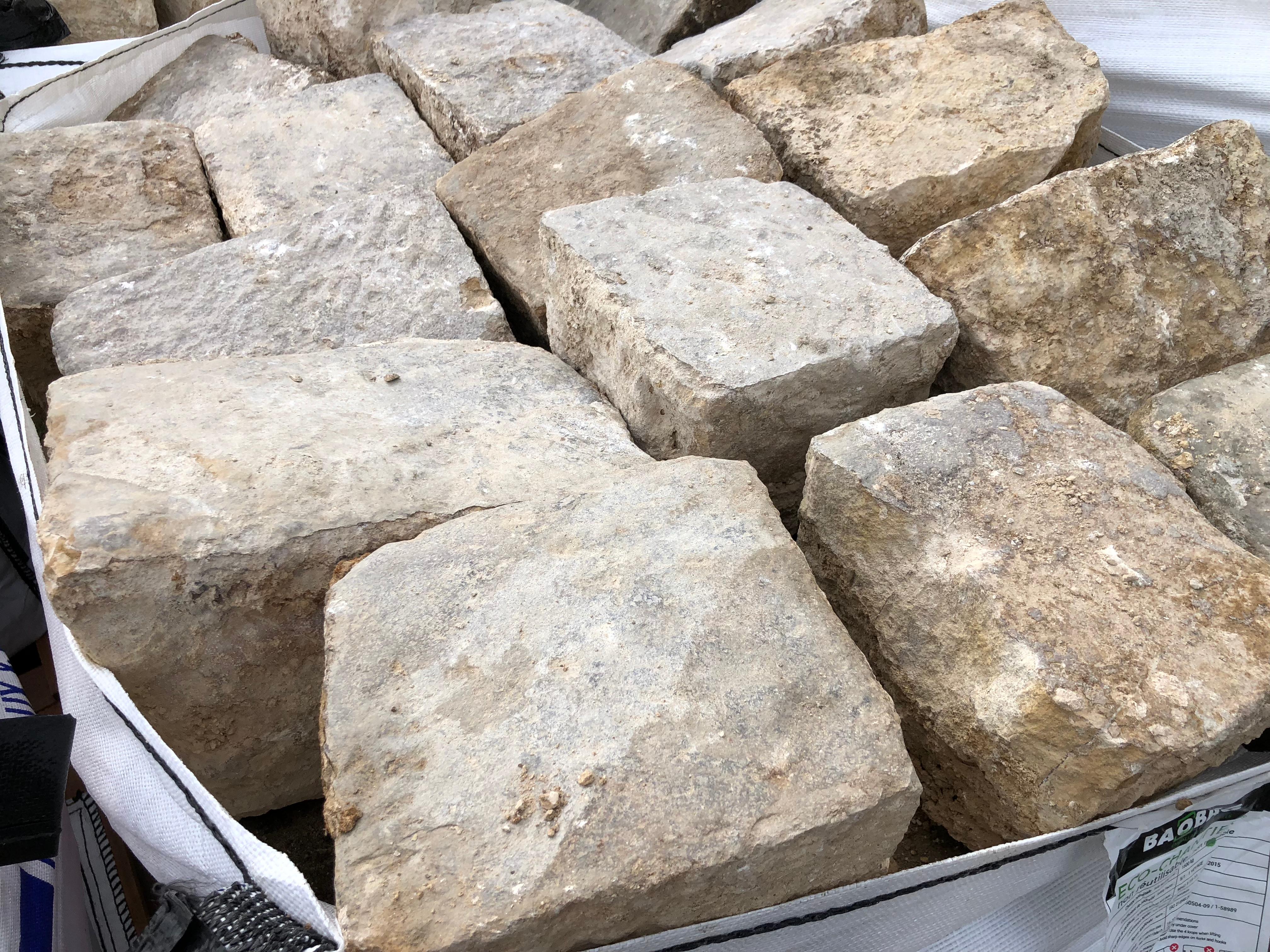 French antique cobble stone 17th century, original from France.
Very large dimensions pieces, solid French antique floor from France (authentic 17th century). Price per square foot. Ready for installation, available right now.
More info on demand.
