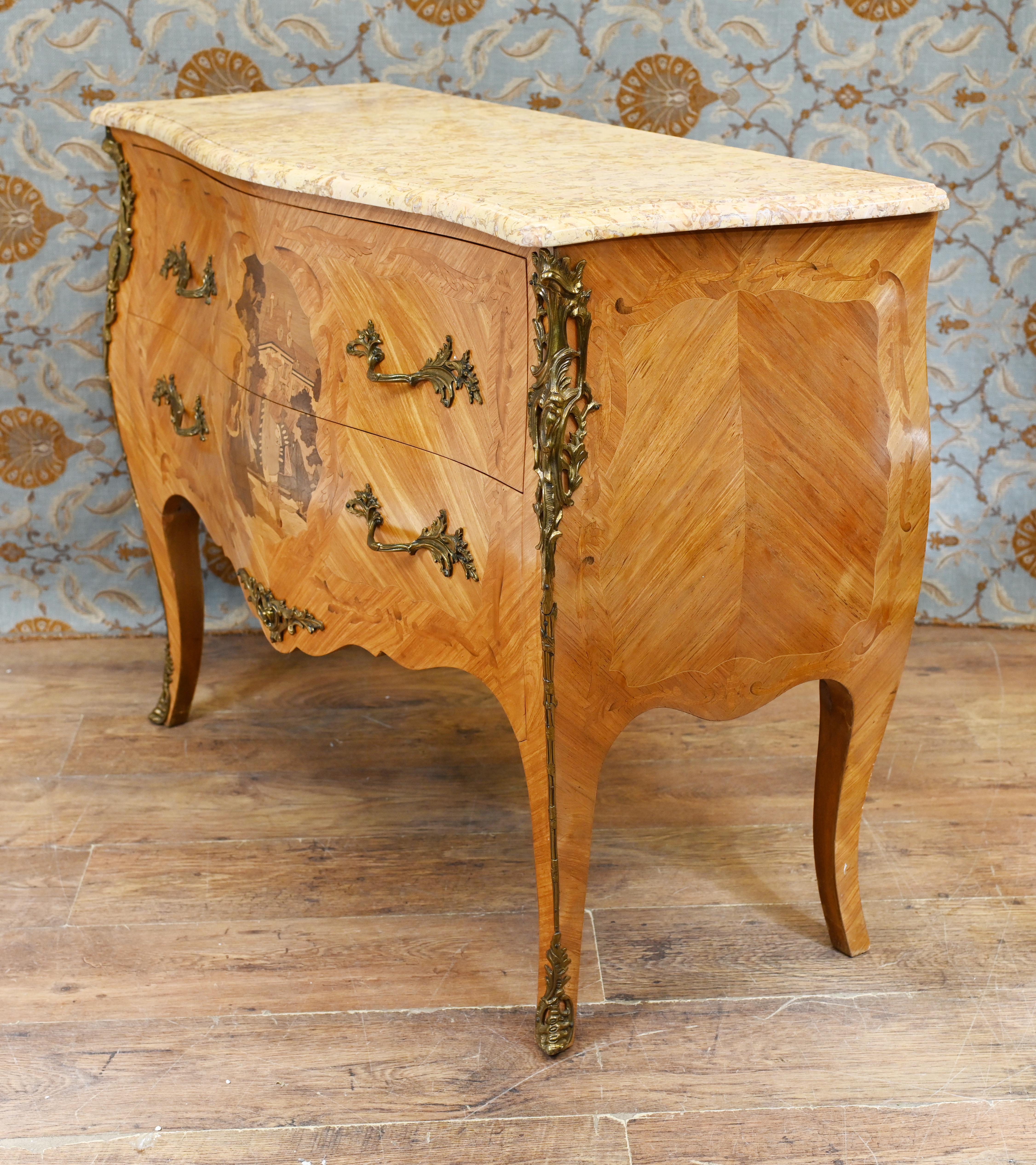 French Antique Commode Bombe Chest Drawers Inlay 1870 In Good Condition For Sale In Potters Bar, GB