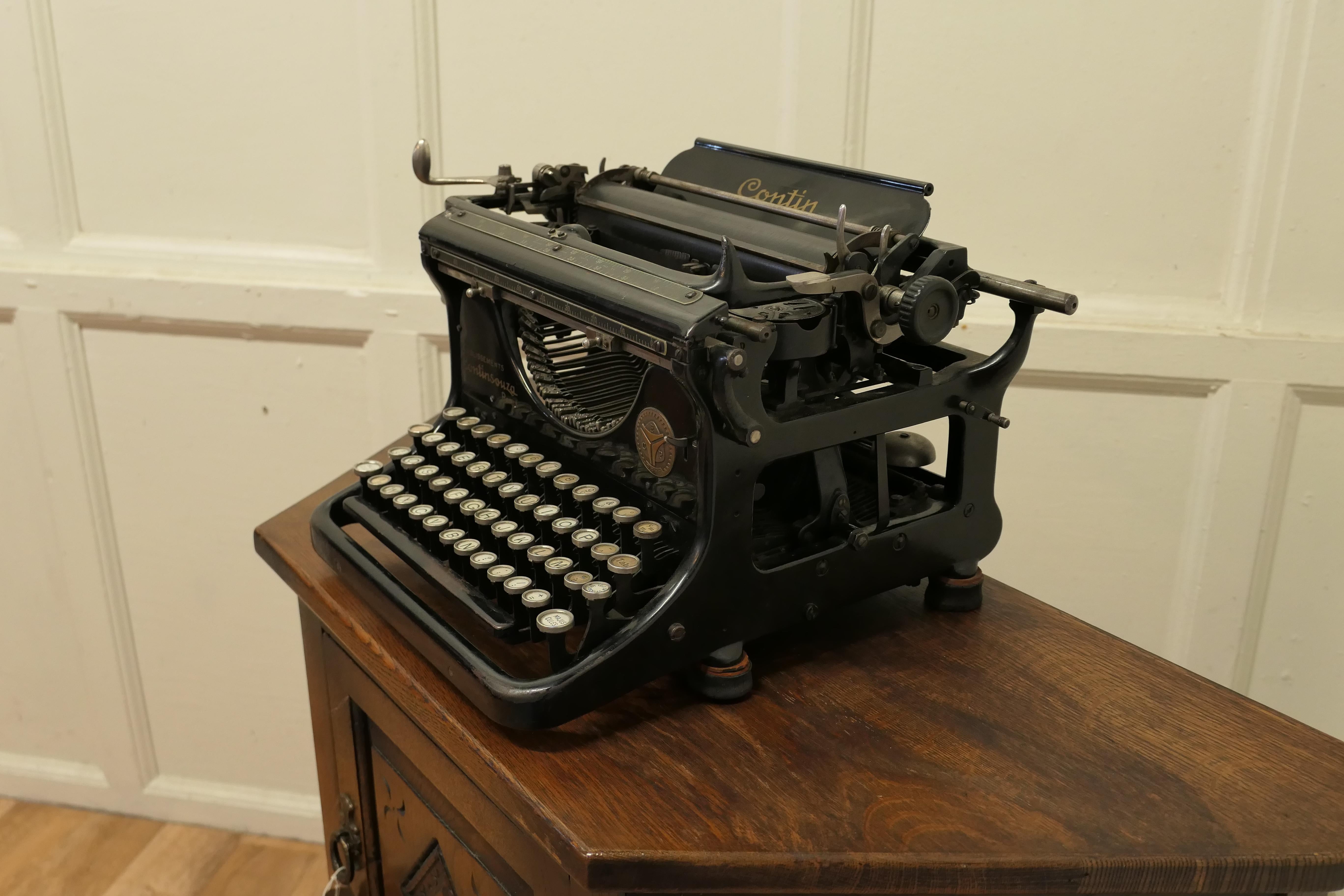 1940's typewriter