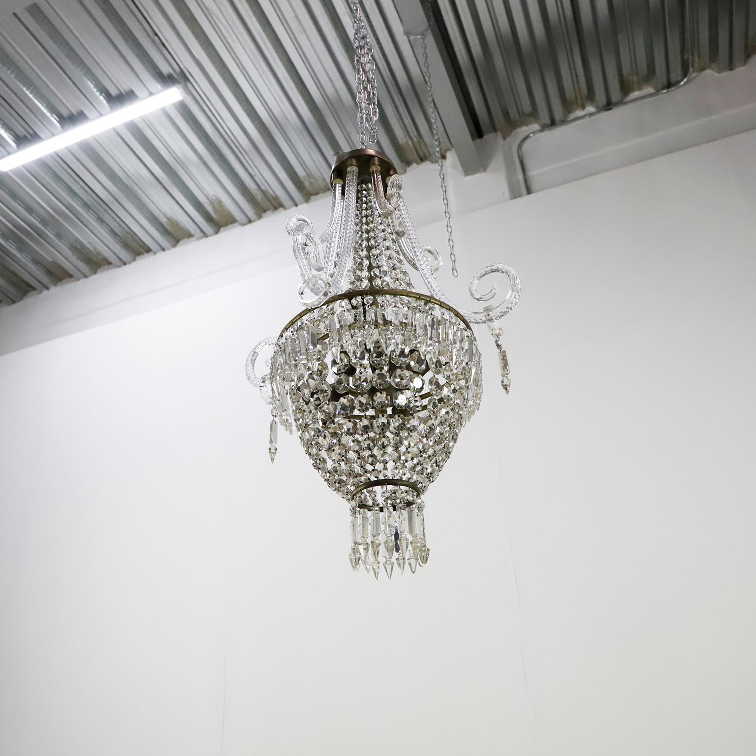 Mid-20th Century French Antique Crystal “Basket” Chandelier by Baccarat For Sale