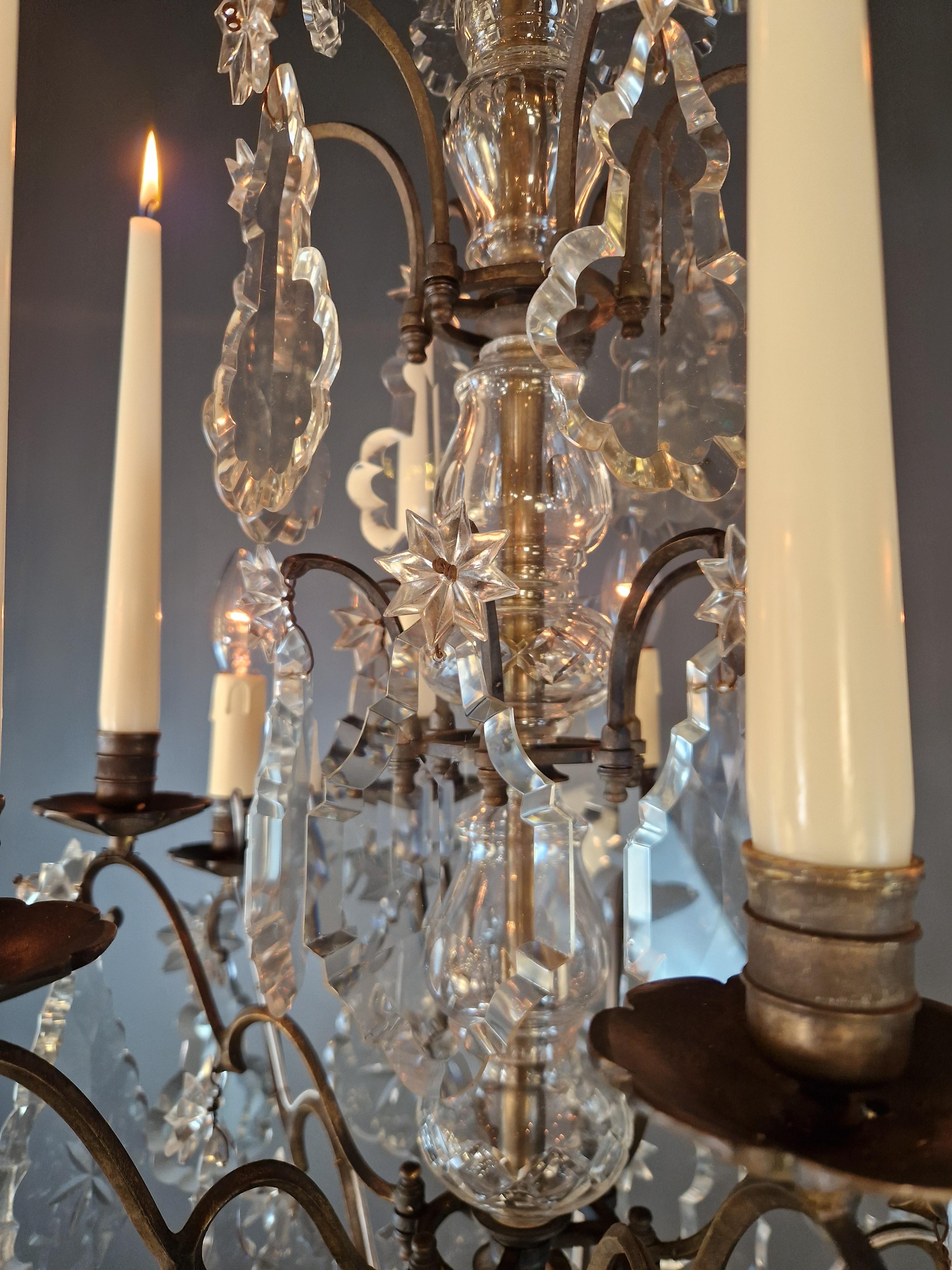 Antique French Lampadario di Cristallo Ottone Lucentezza Fatto a mano Restaurato Vittoriano in vendita 10