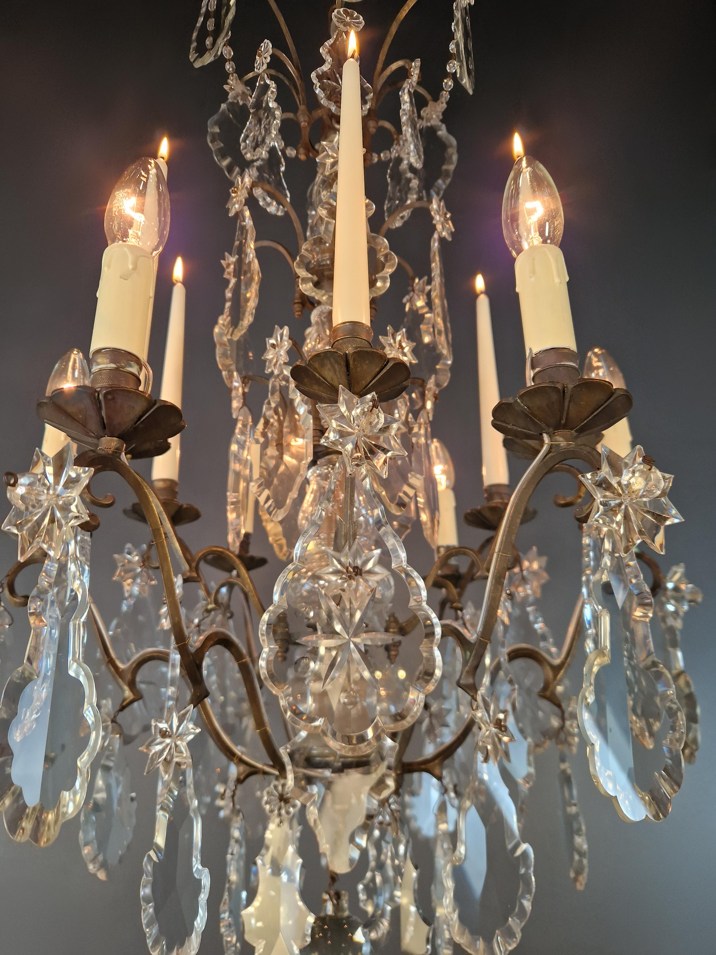 Antique French Lampadario di Cristallo Ottone Lucentezza Fatto a mano Restaurato Vittoriano in vendita 2