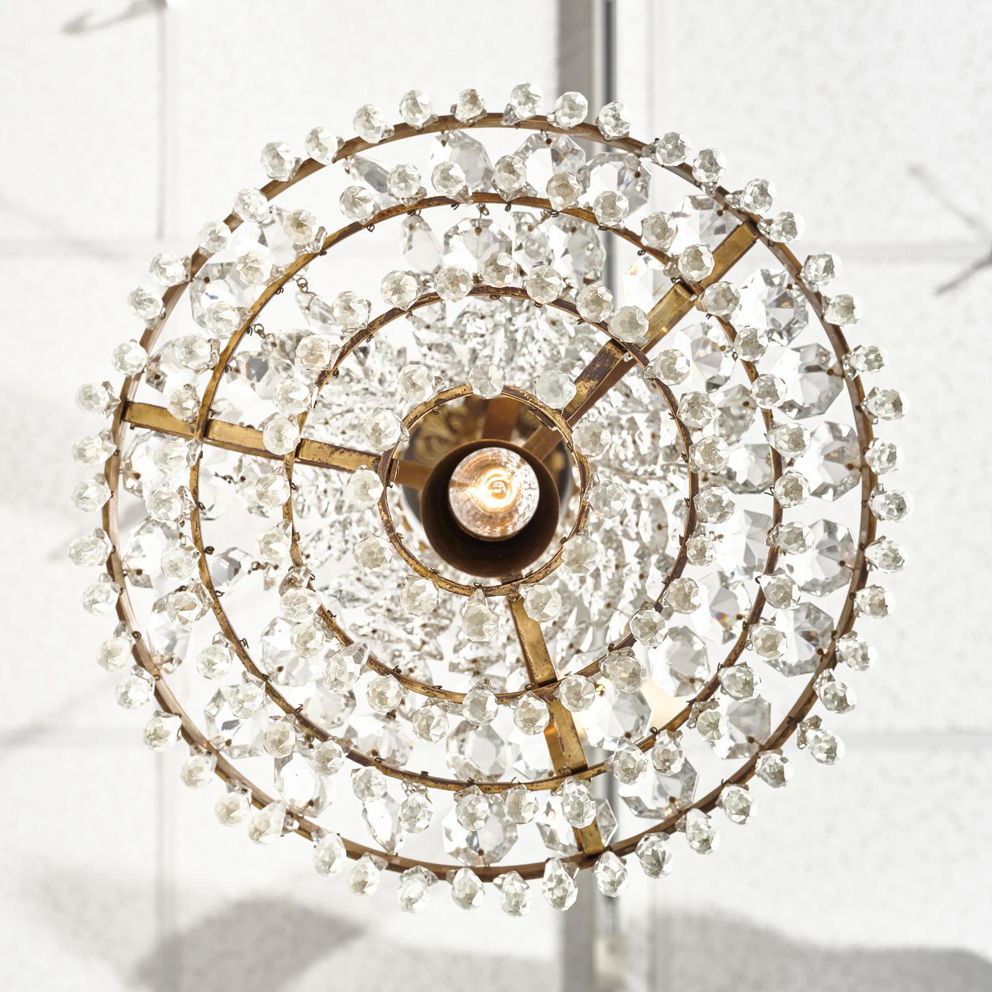 Inizio XX secolo French Antique Crystal Chandelier in vendita