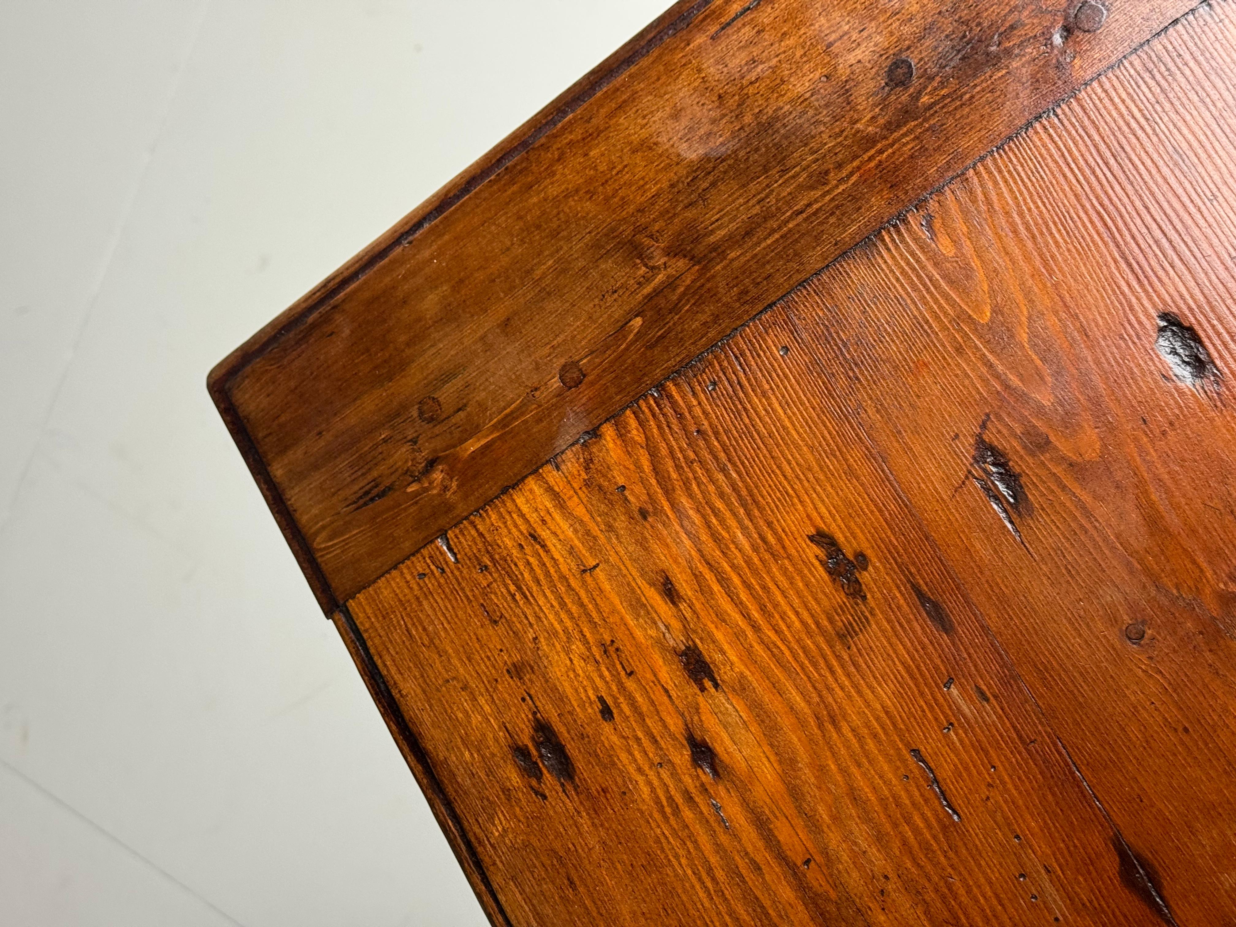 Table de salle à manger Antique French, 235 cm en vente 13