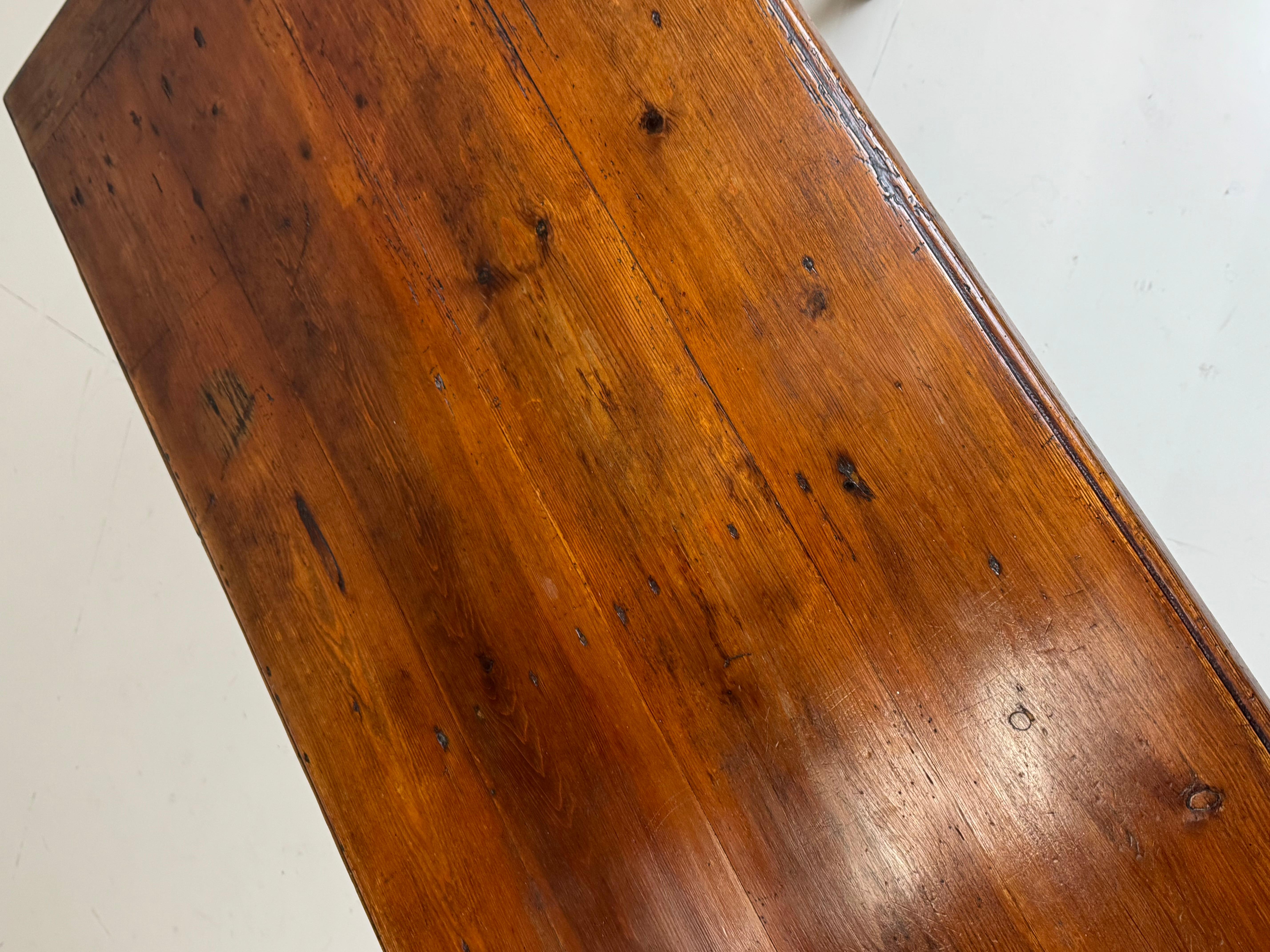 Français Table de salle à manger Antique French, 235 cm en vente