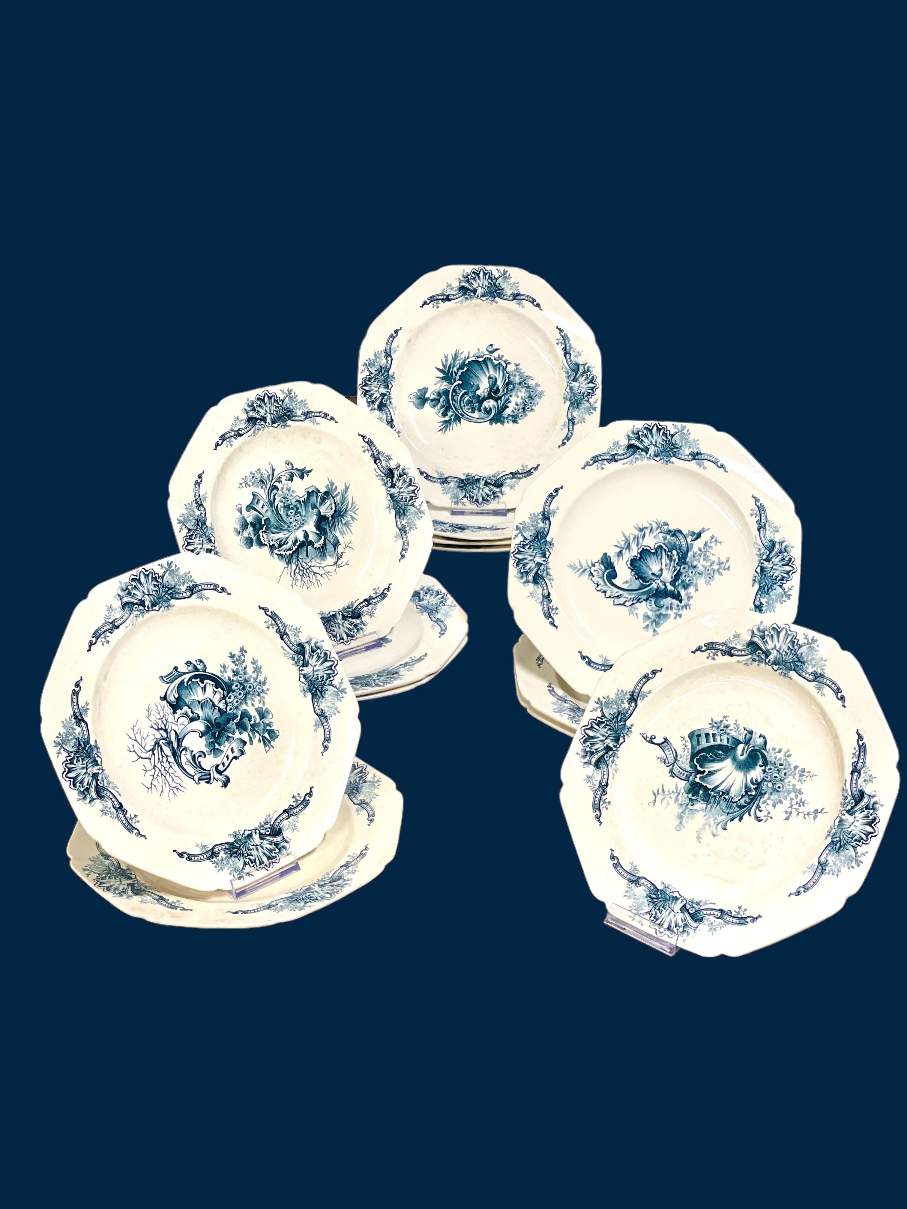 Français Ensemble de table français ancien en pierre de fer bleue et blanche par Hautin Boulenger & Cie en vente