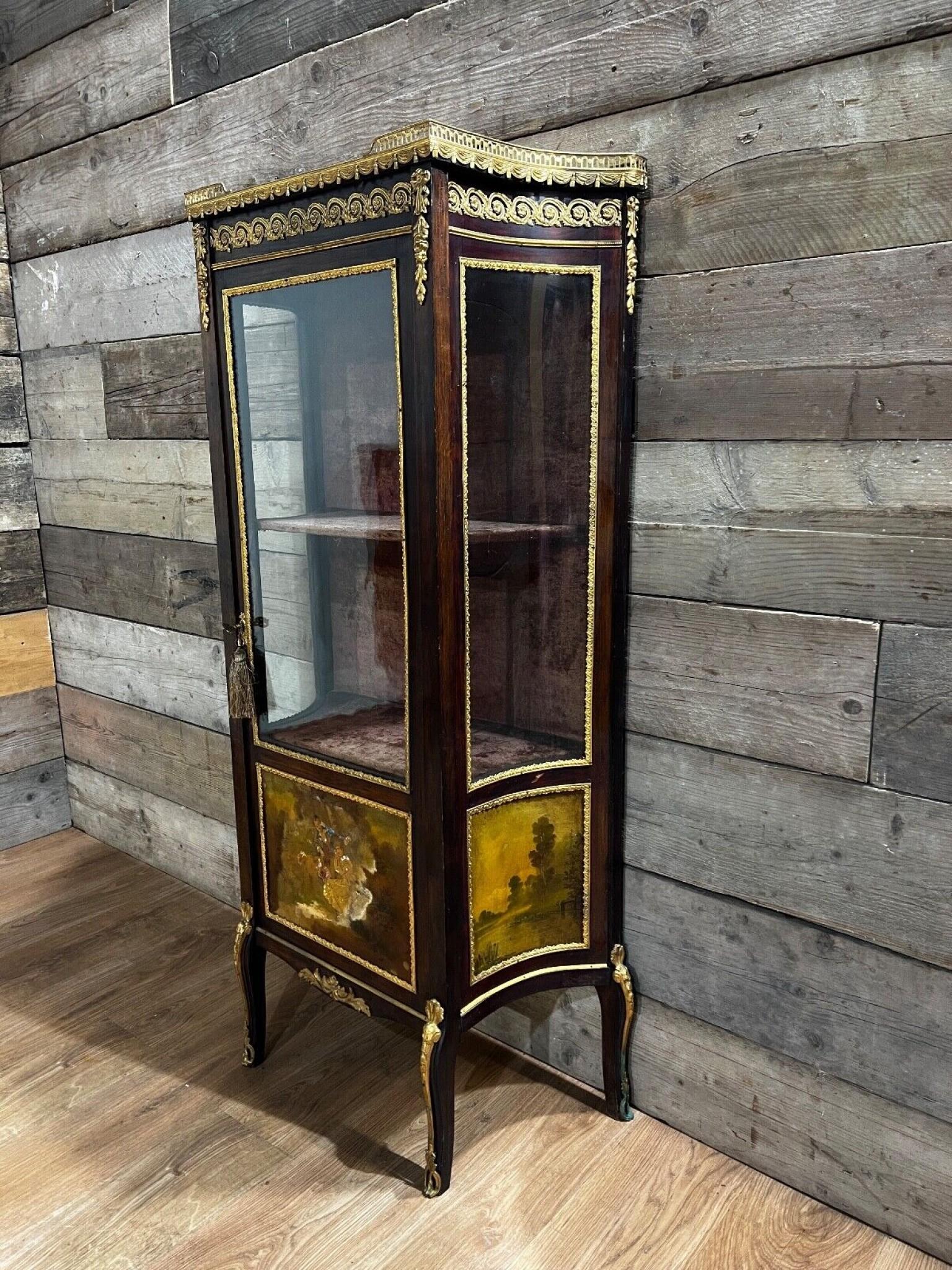 French Antique Display Cabinet Vitrine Vernis Martin Painted 1880 In Good Condition For Sale In Potters Bar, GB