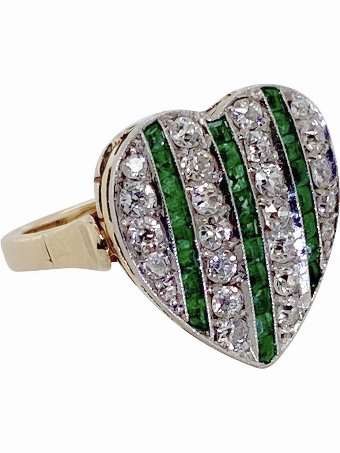 French Antique Emerald and Diamond Heart Ring In Good Condition In QLD , AU