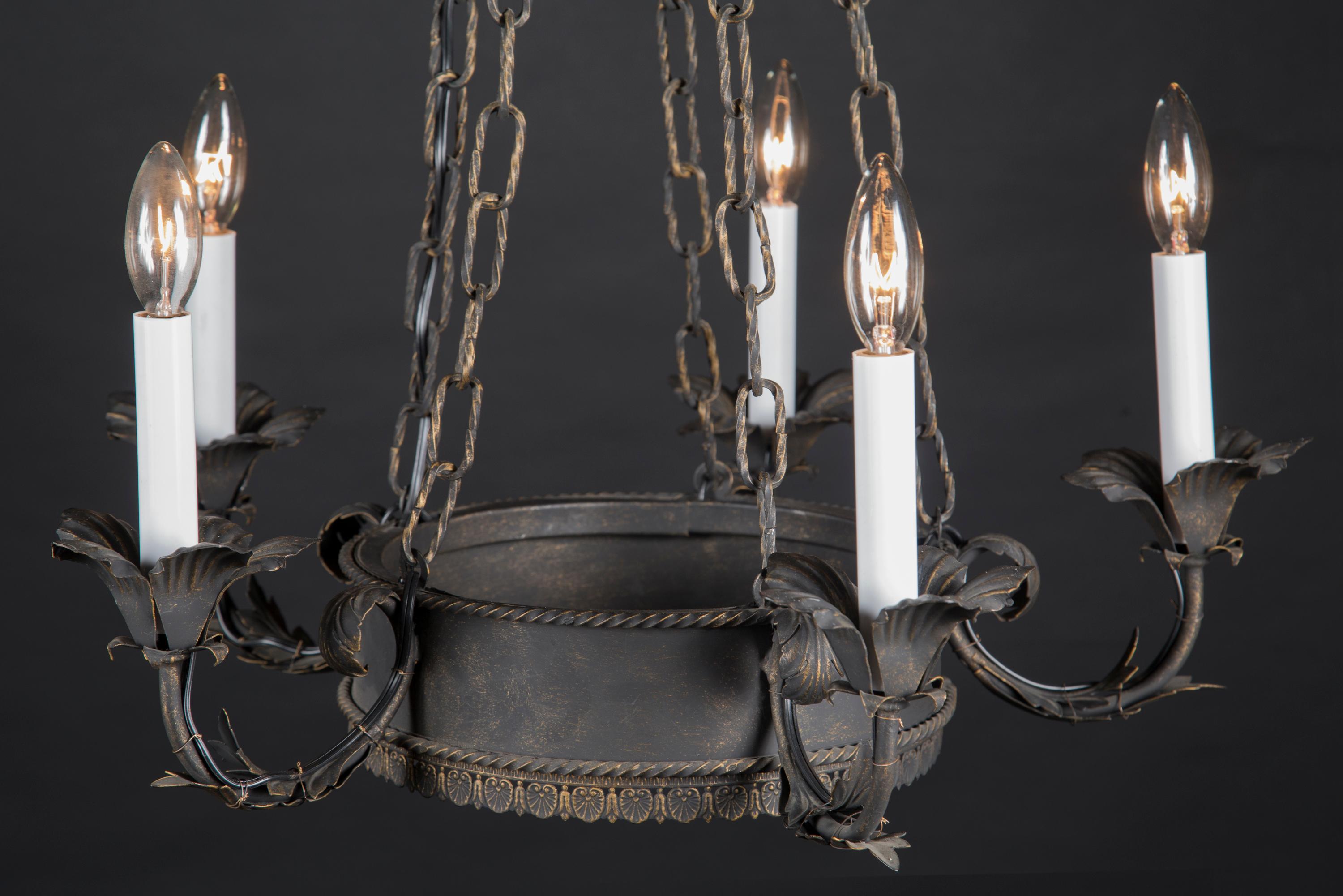 French Antique Empire Iron and Tole Chandelier, Late 19th Century  For Sale 1