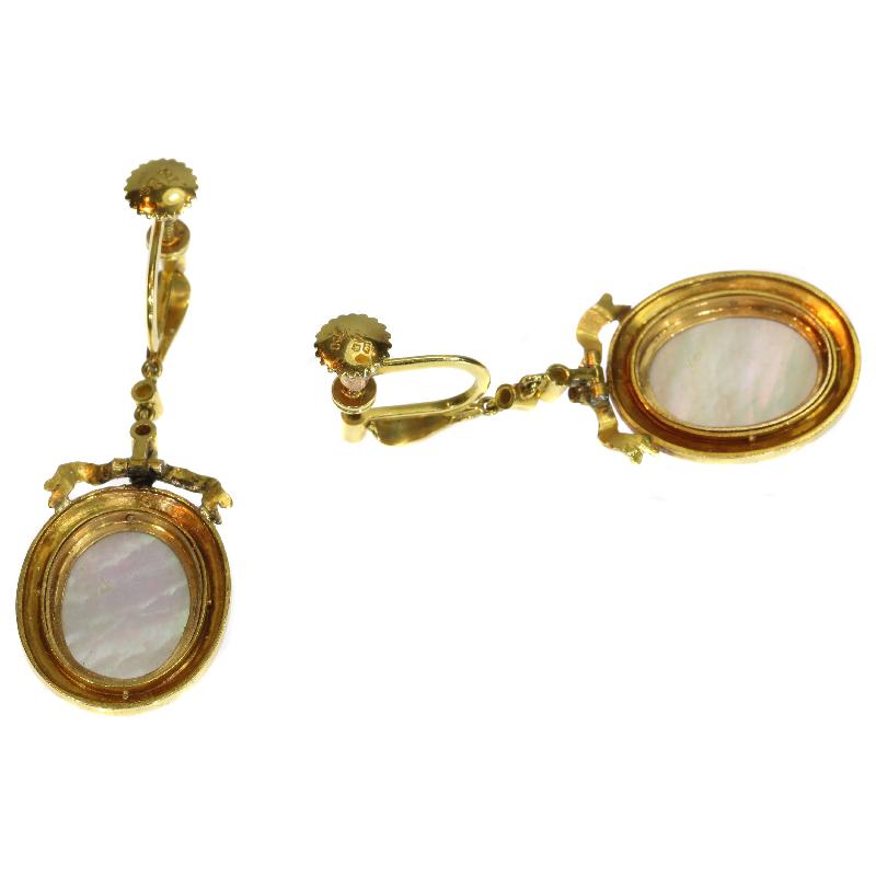 French Antique Enamel Miniature & Pearl 18 Karat Yellow Gold Set Earrings Brooch 6