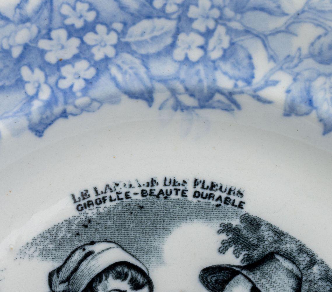 Antike französische Fayence-Teller, 30 im Angebot 14