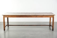 Mesa de comedor de granja antigua francesa del siglo XIX de madera de pino