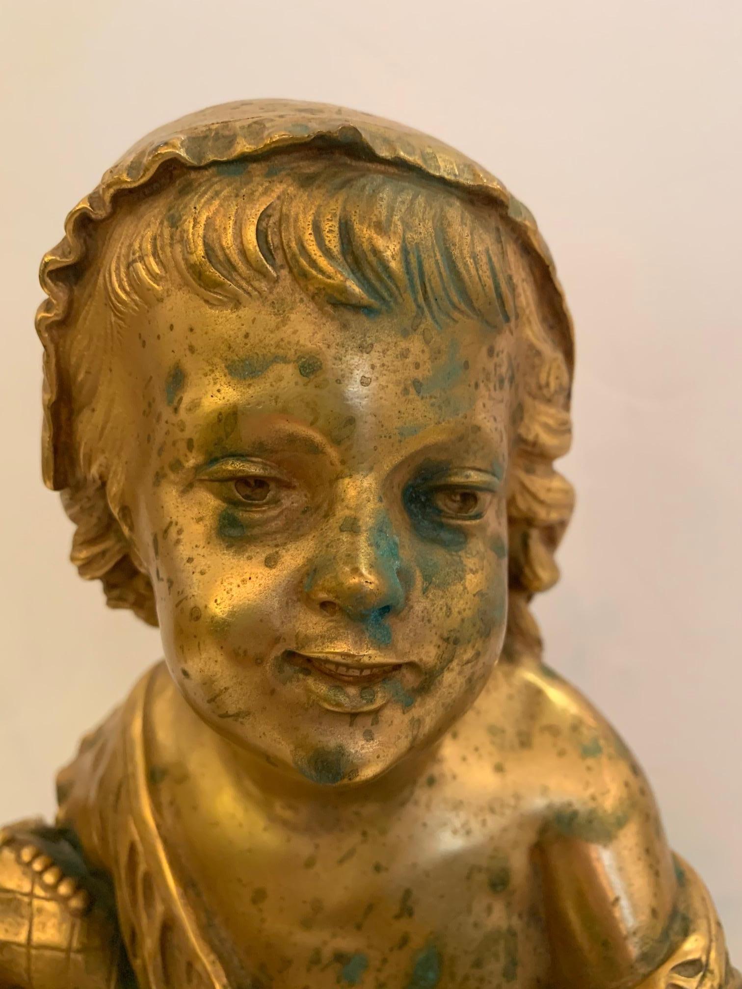 Antike französische figurative französische Skulptur eines Mädchens von Charles Masse (Französisch) im Angebot
