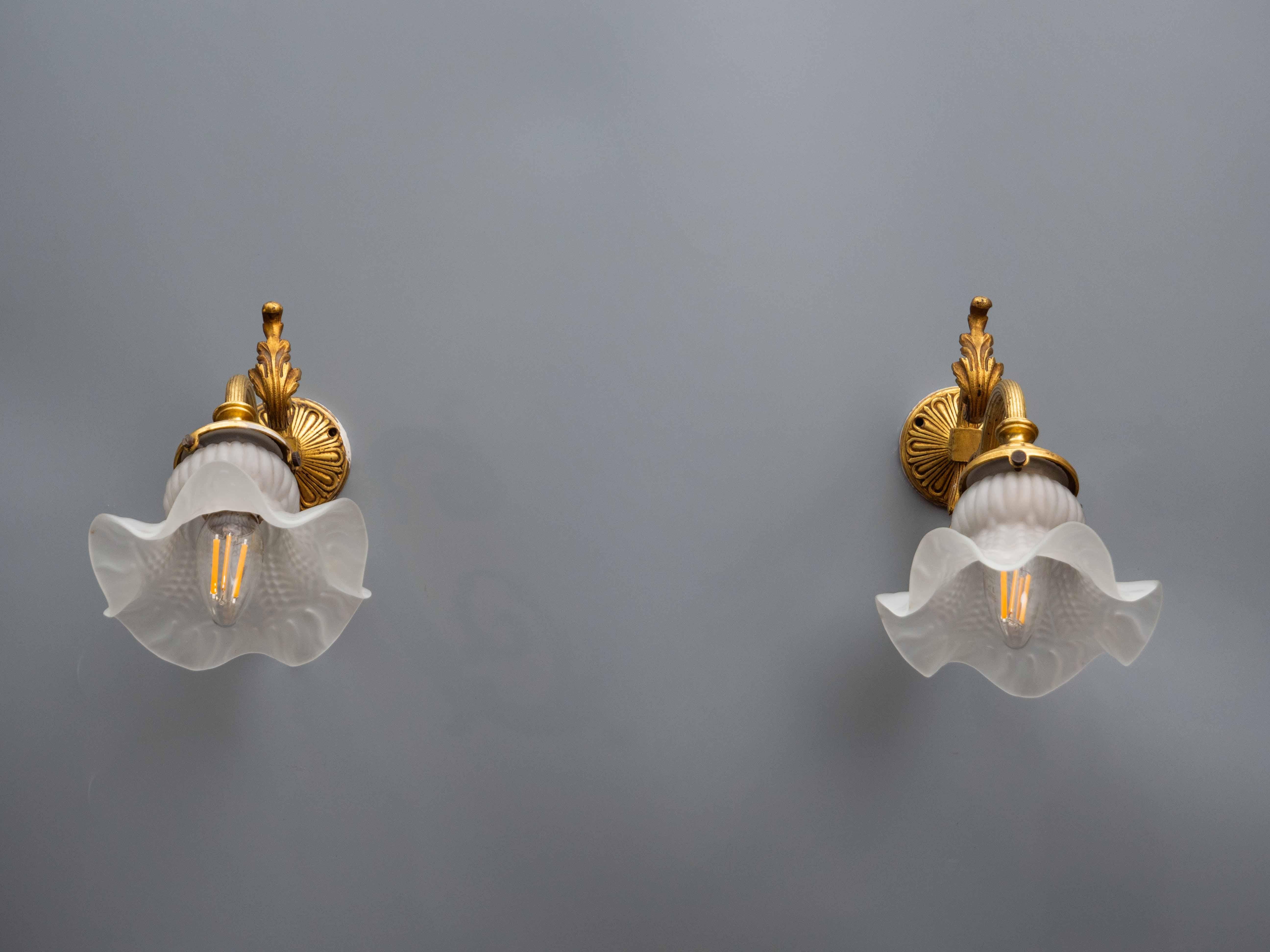Louis XV French antique gilded wall lamps pair For Sale