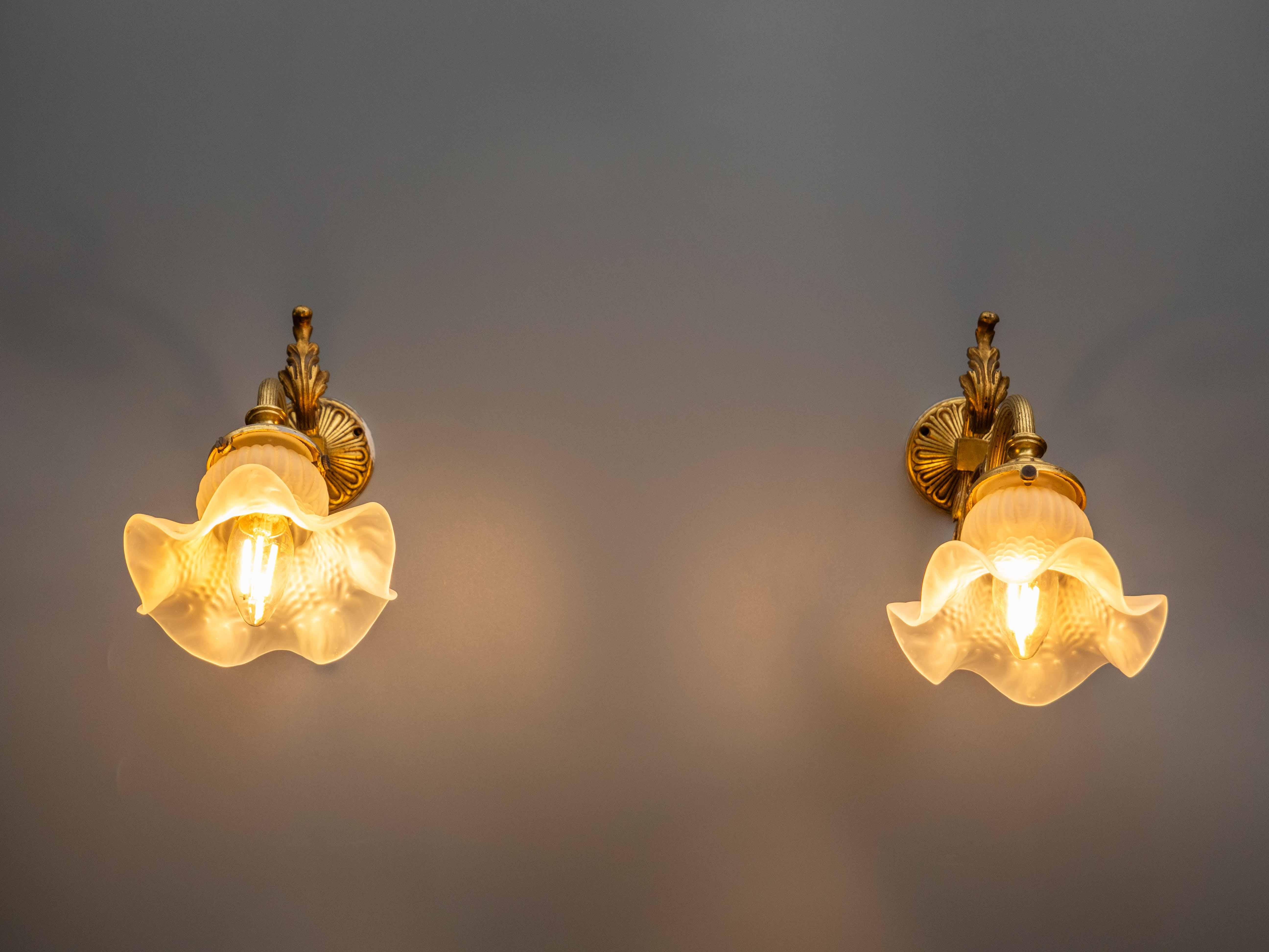Gilt French antique gilded wall lamps pair For Sale