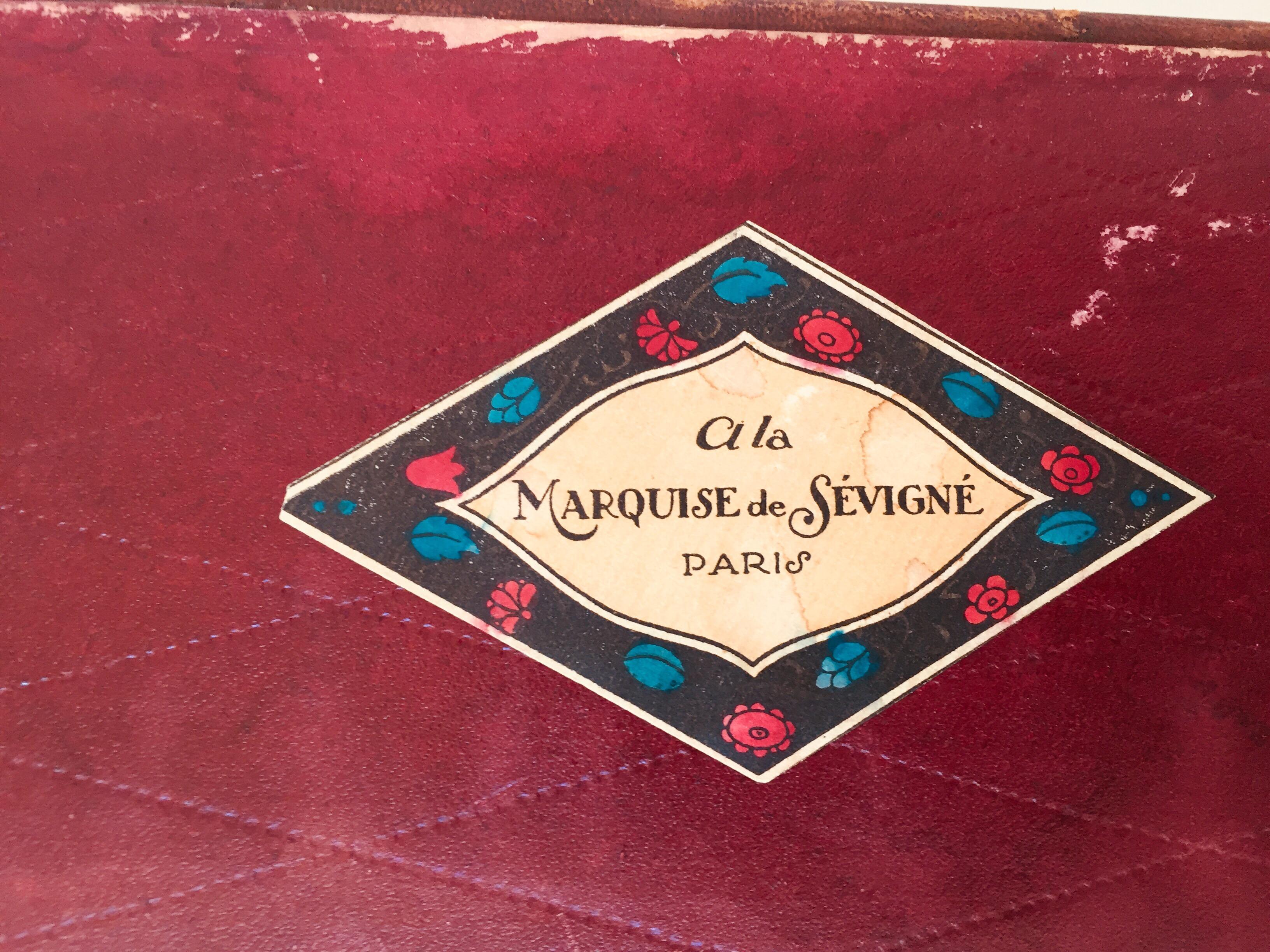 Französische antike Handschuheschachtel von „A La Marquise De Sevigne Paris“ im Angebot 12