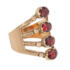 Bague harem ancienne française en or et grenat
