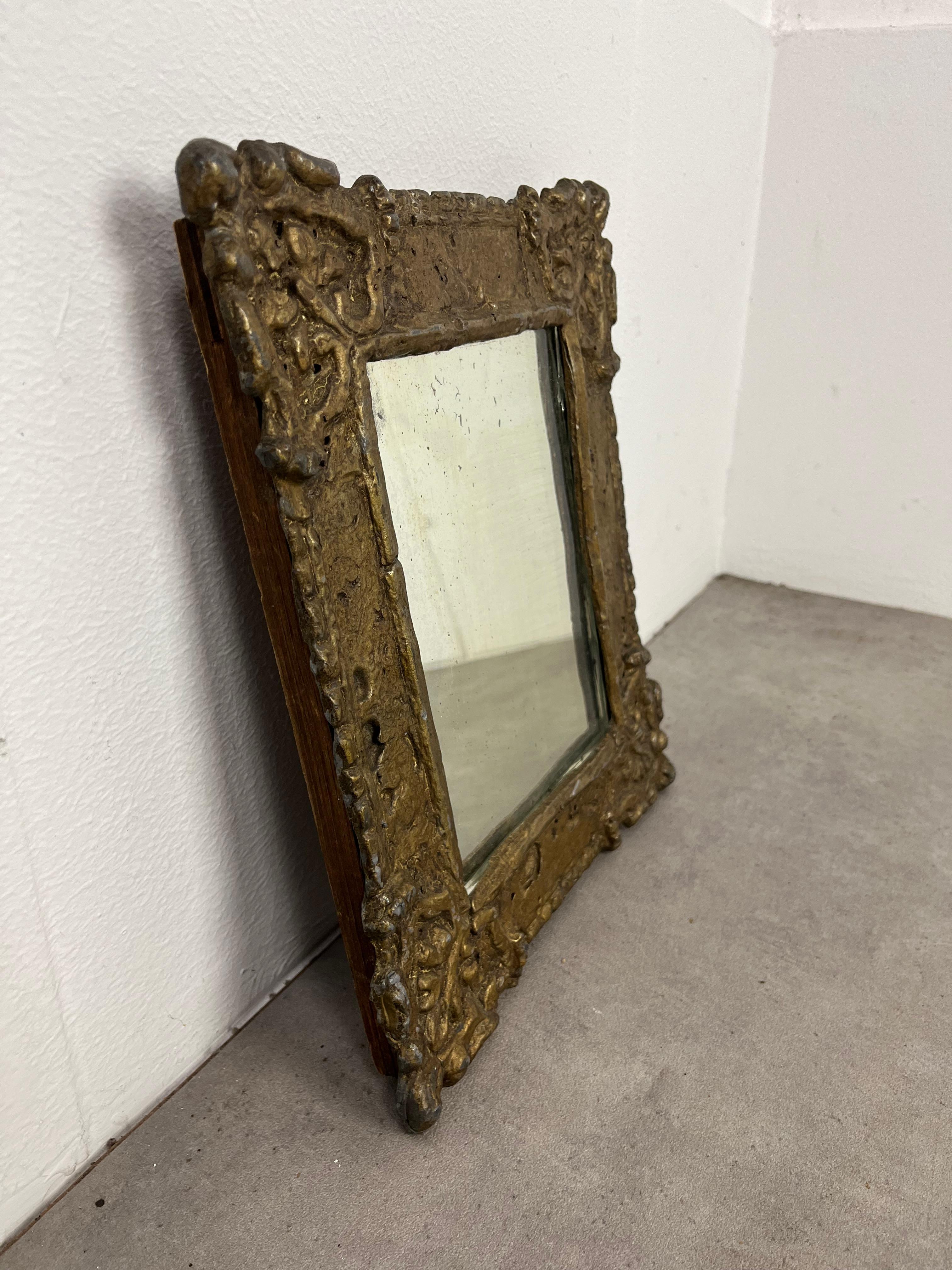 Antique Mirror en plomb doré français 19ème siècle en vente 4