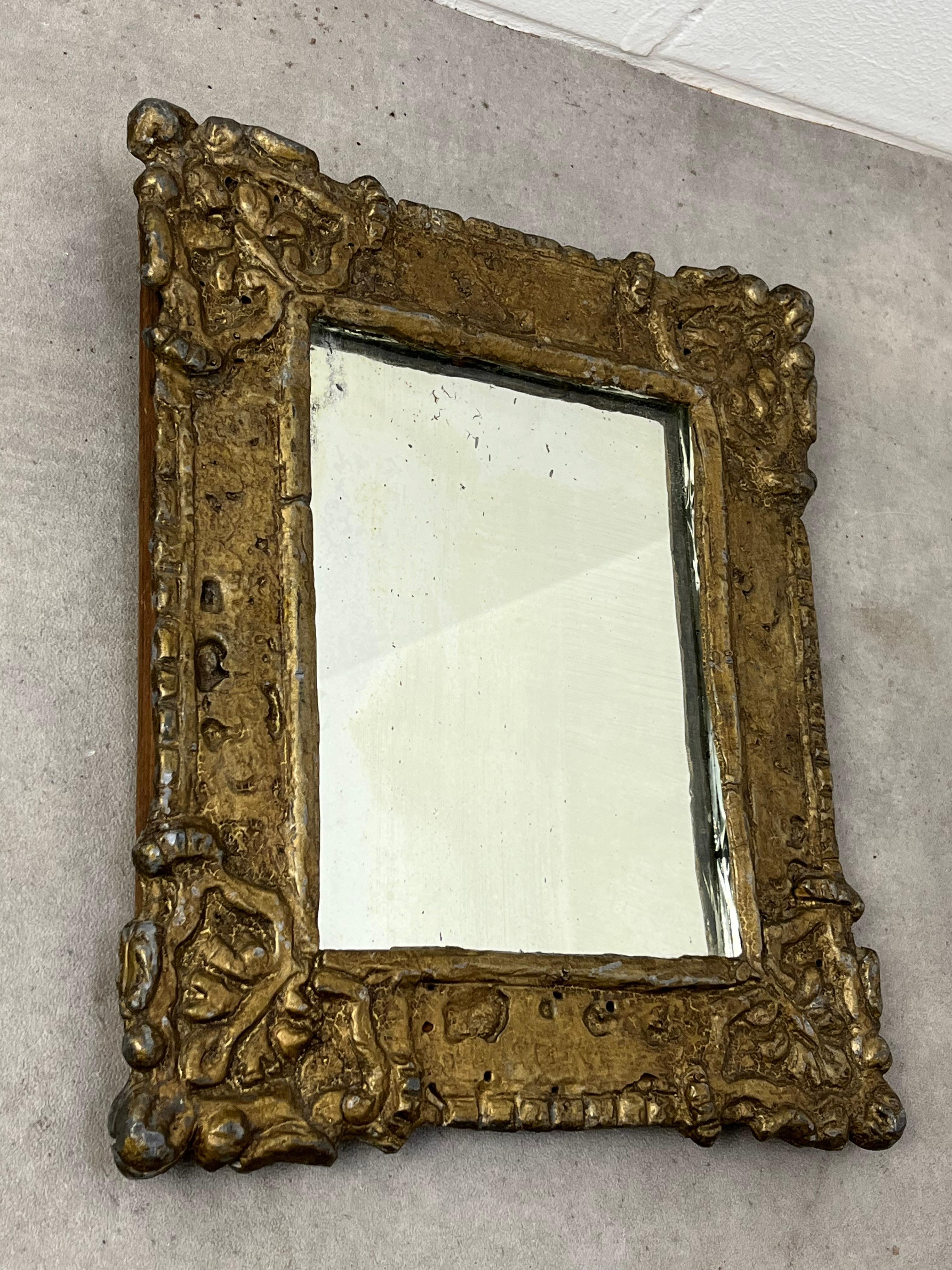Antique Mirror en plomb doré français 19ème siècle en vente 9