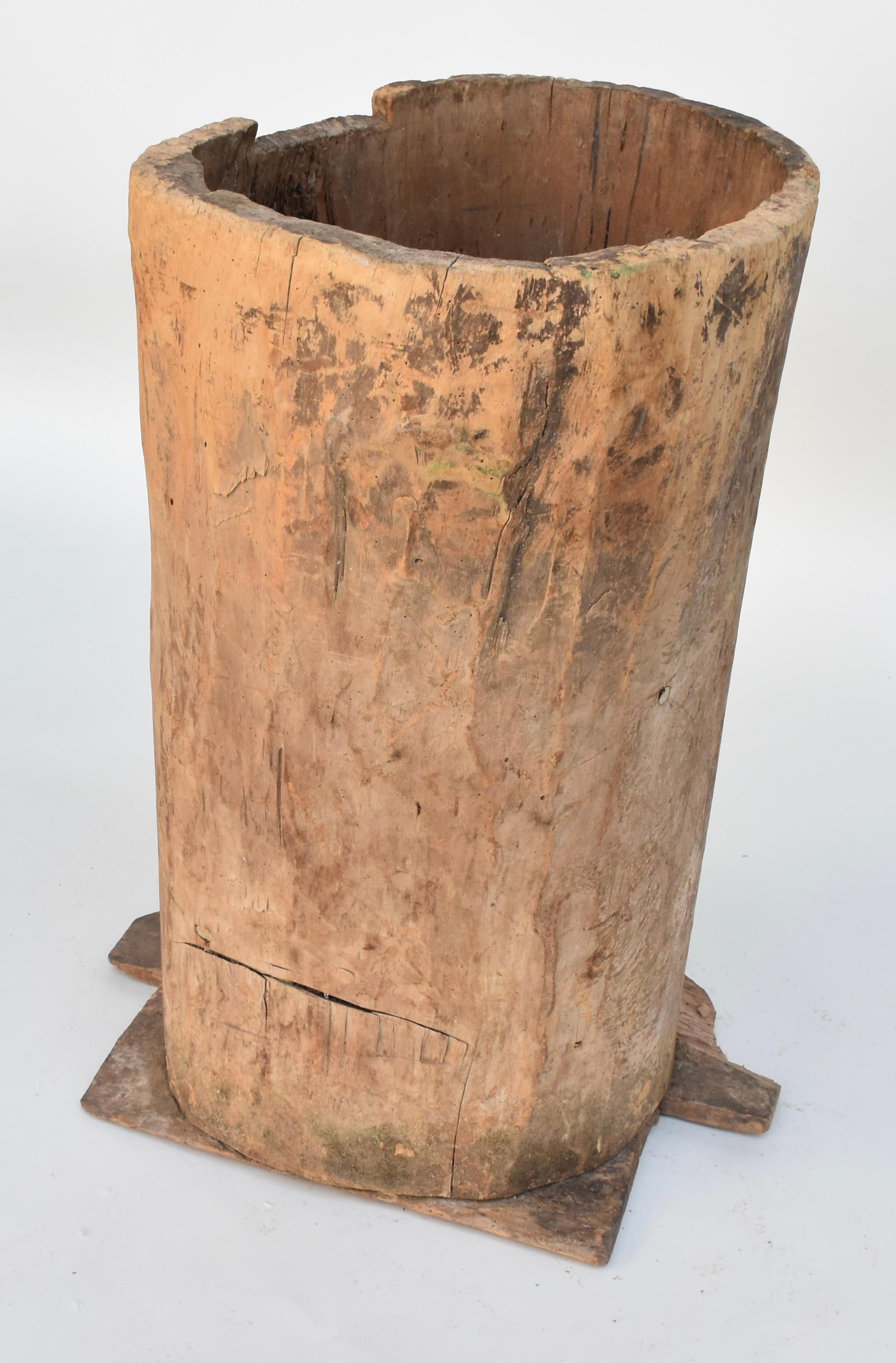 French Antique Hollowed Tree Trunk Wooden Planter Vessel, Late 19th C. France In Good Condition For Sale In Bonita Springs, FL