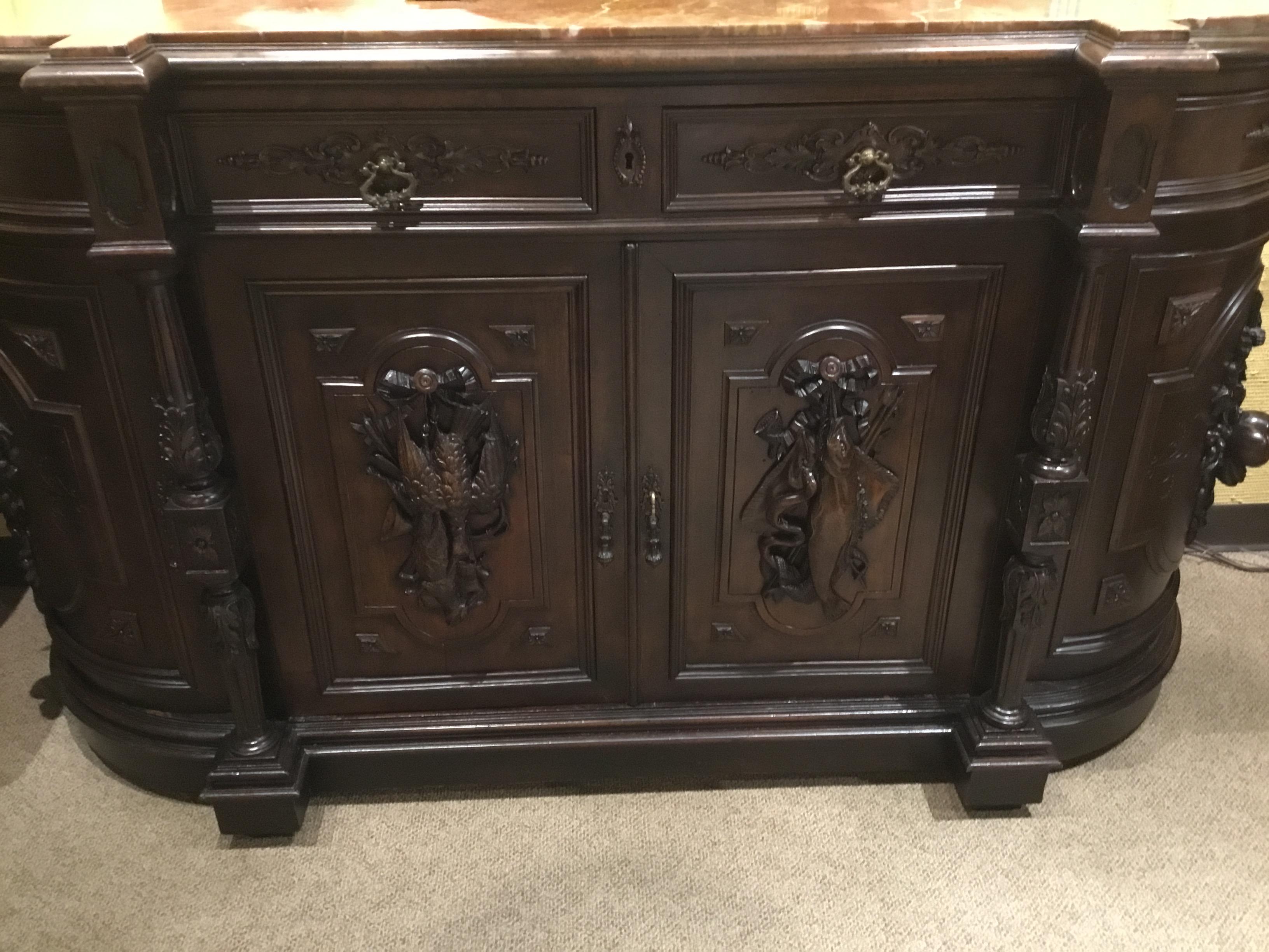 French Antique Hunt Cabinet, circa 1870 in Walnut and Marble Top 5