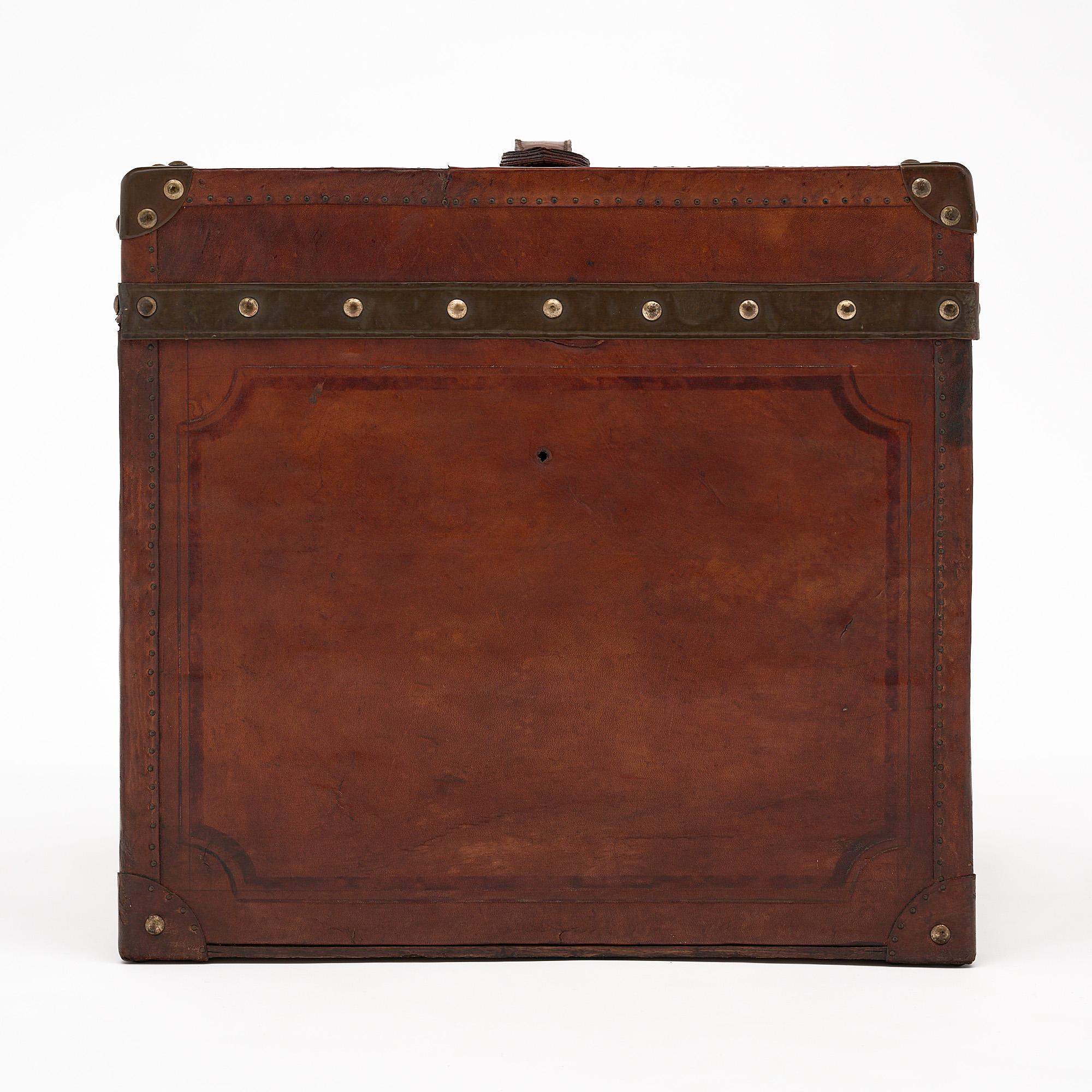 French Antique Leather Traveling Trunk For Sale 3