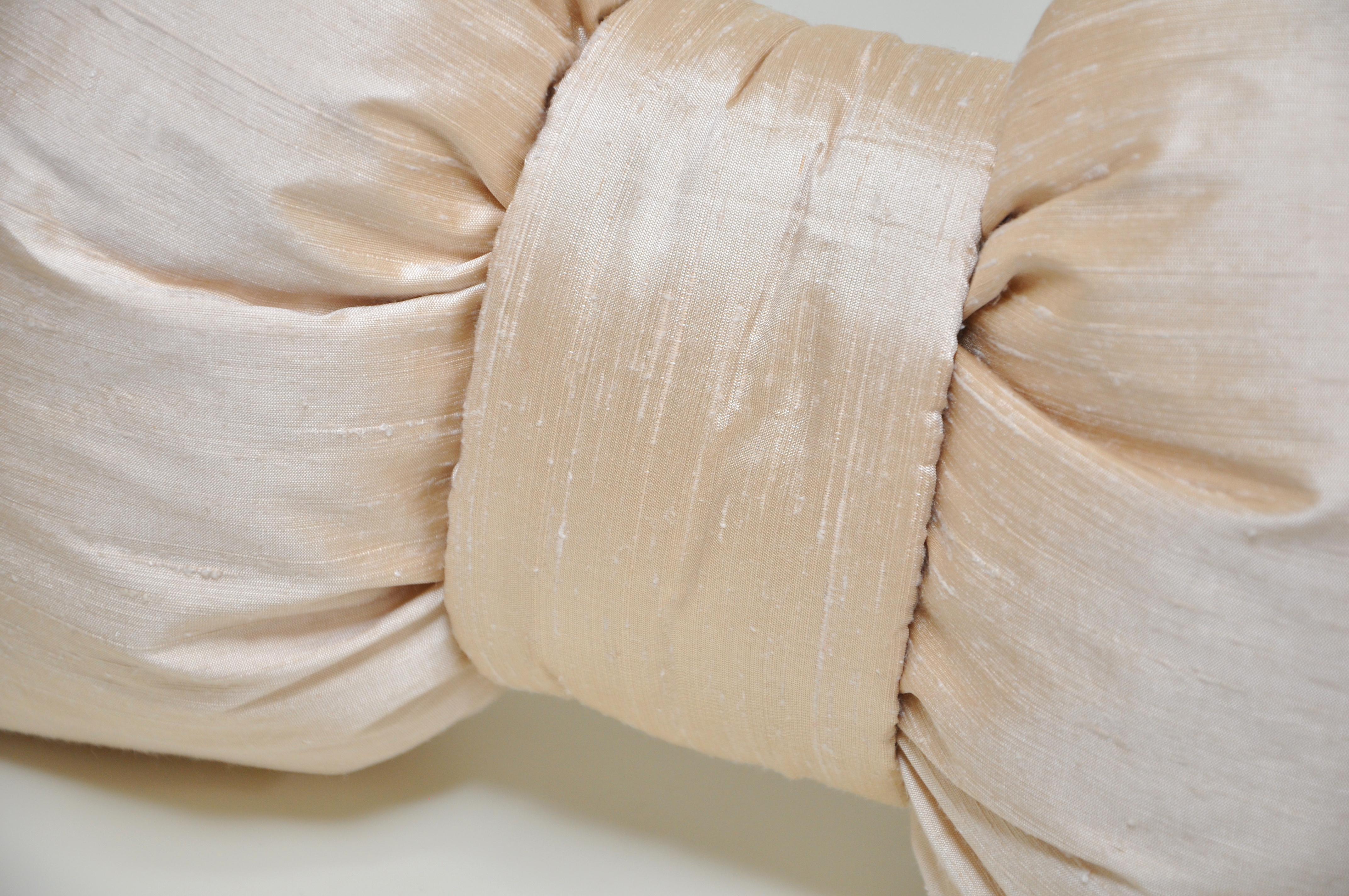 French antique light champagne cream nude blush peach silk bow cushion pillow
A custom made luxury contemporary cushion (pillow to our American customers) constructed using precious antique fabric. 100% pure raw silk, with its visible texture of