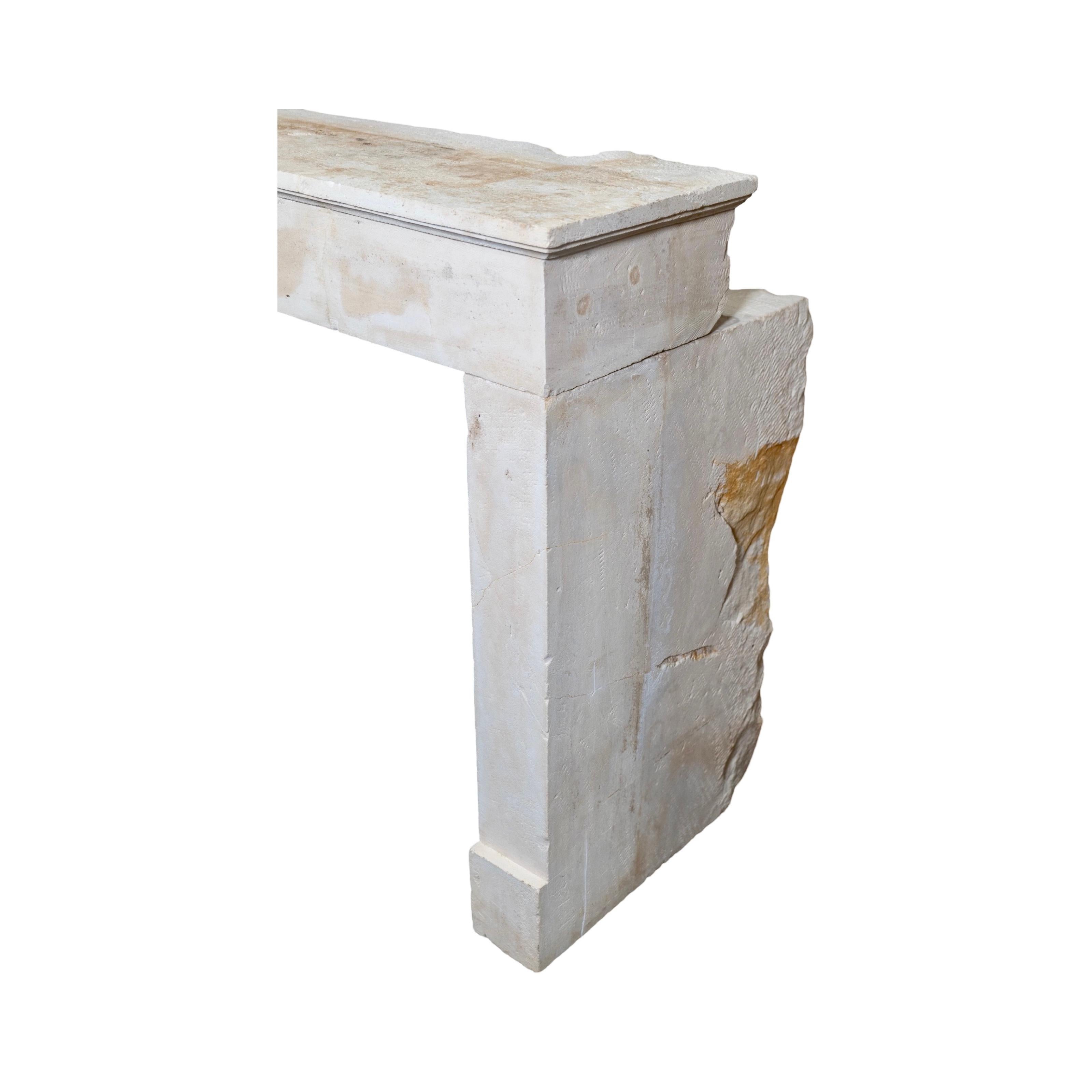 Chimenea francesa antigua de piedra caliza para granja en venta 4