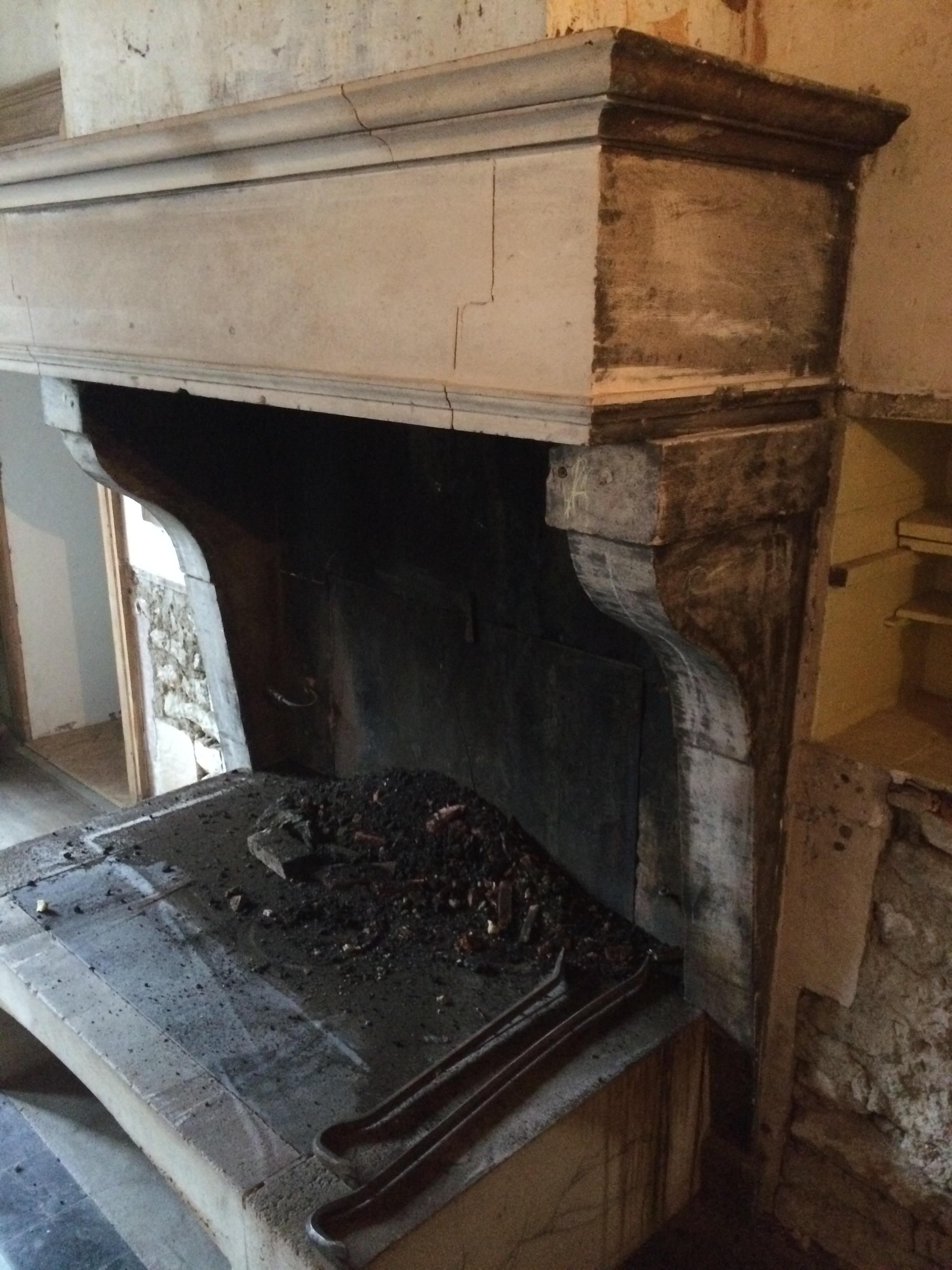 Hand-Carved French Antique Limestone Fireplace Louis XIII Style 18th Century from France For Sale