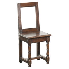 French antique Lorraine chair from the 18th century made of oak