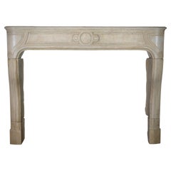 Französisch Antike Louis XIV Kalkstein Kamin Surround
