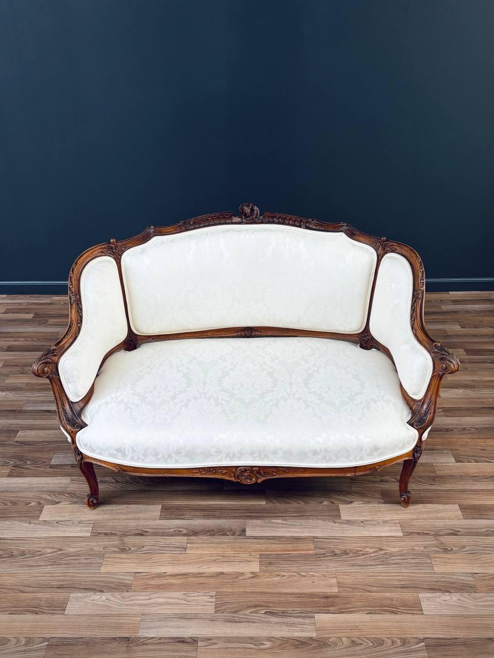 Milieu du XXe siècle Canapé Love Seat de style Louis XV, antiquité française