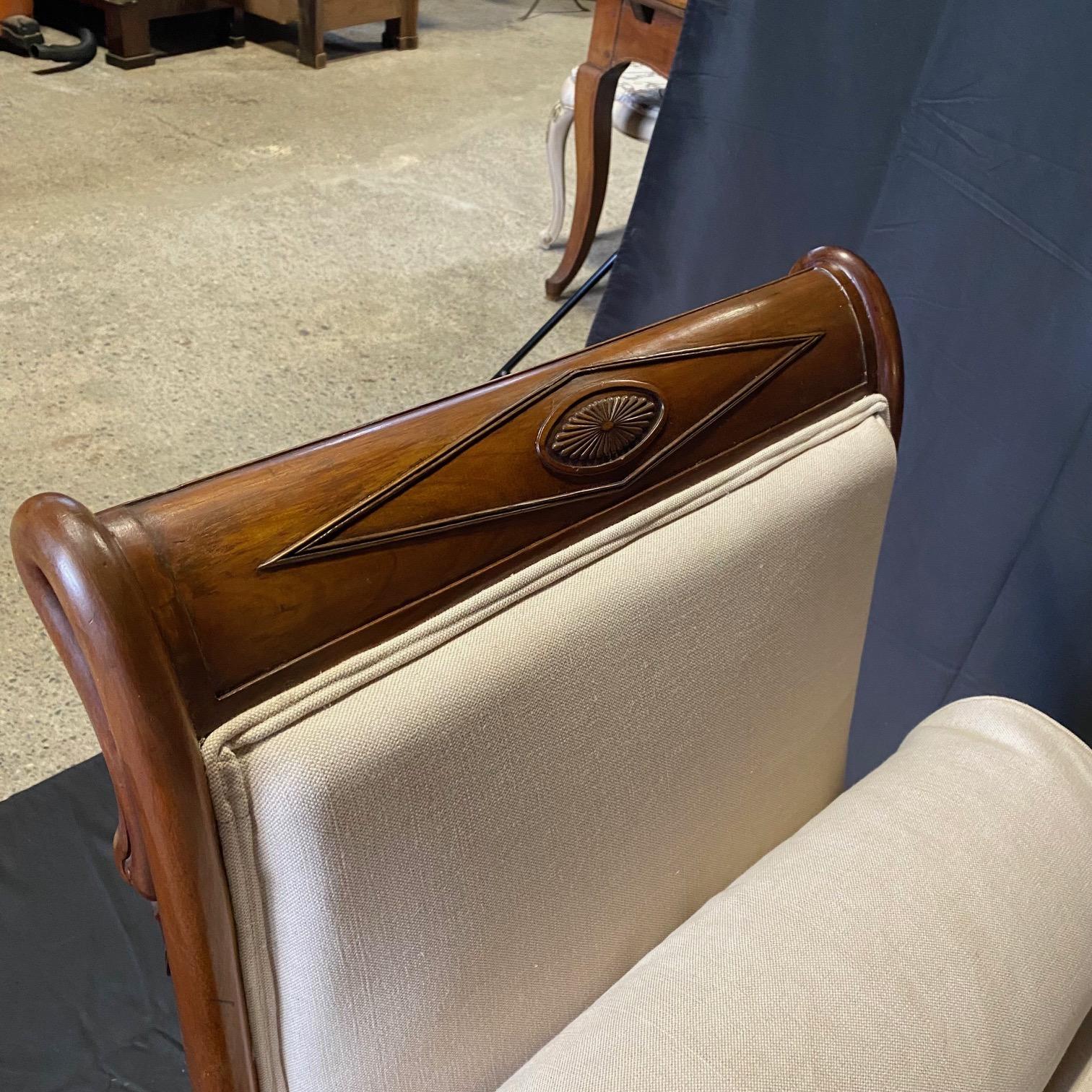 Französisch Antique Louis XVI Swan Hals Daybed oder Chaise Lounge mit New Polsterung  im Angebot 1