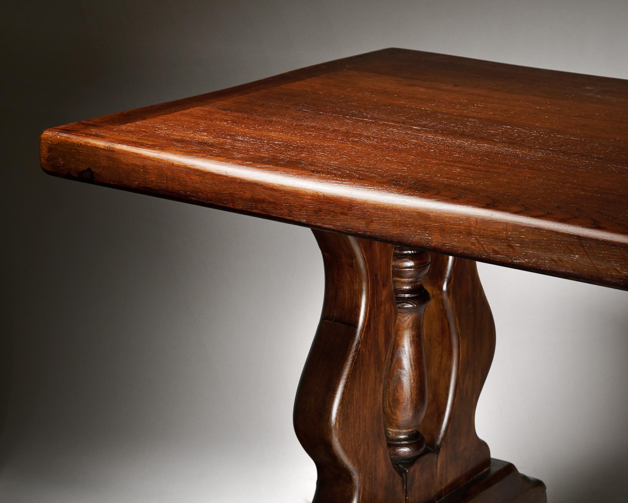 French Antique Monastery Table en vente 3