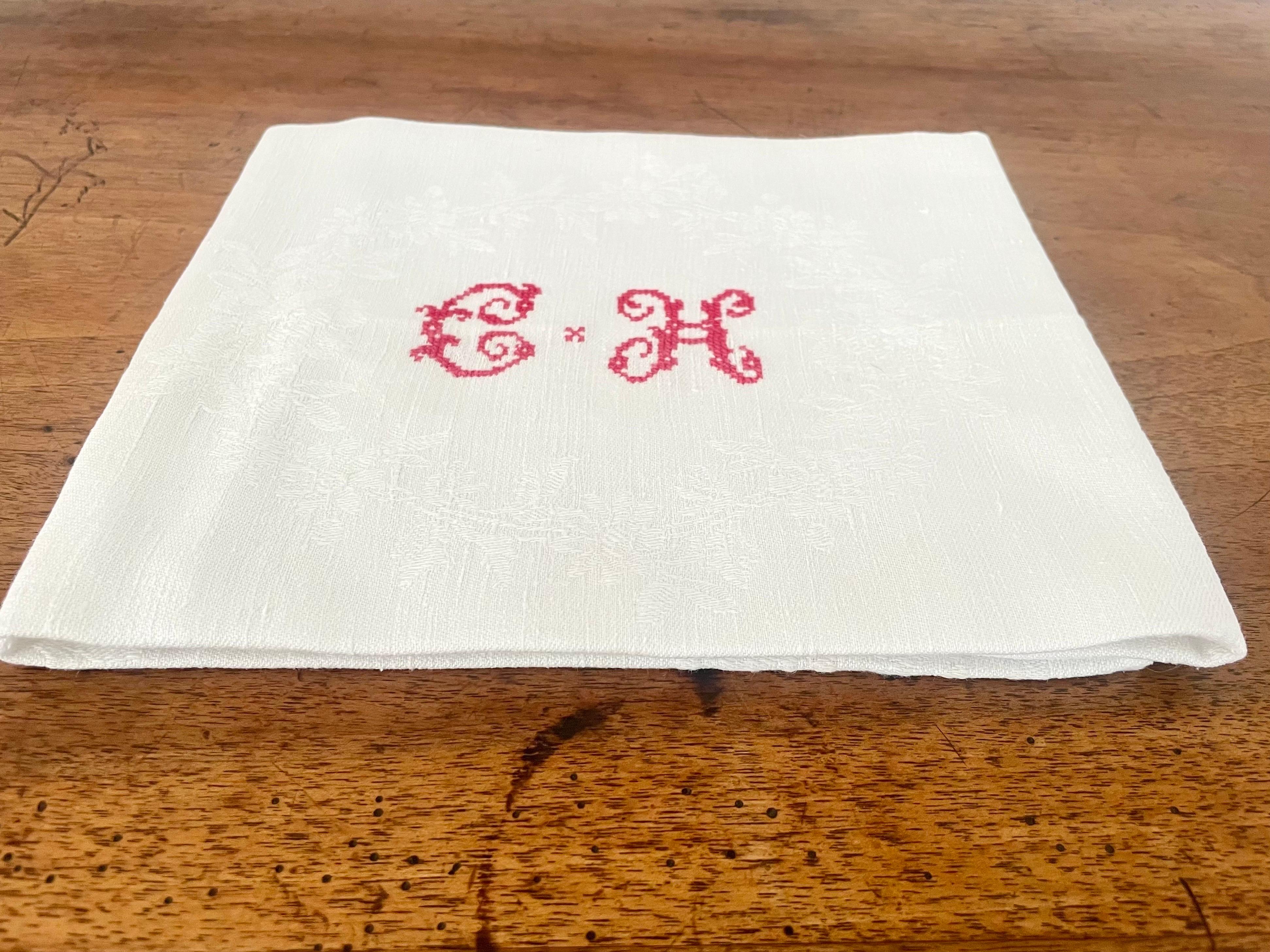 French Antique Monogrammed Embroidered Damask White Tablecloth & Its 12 Napkins For Sale 2