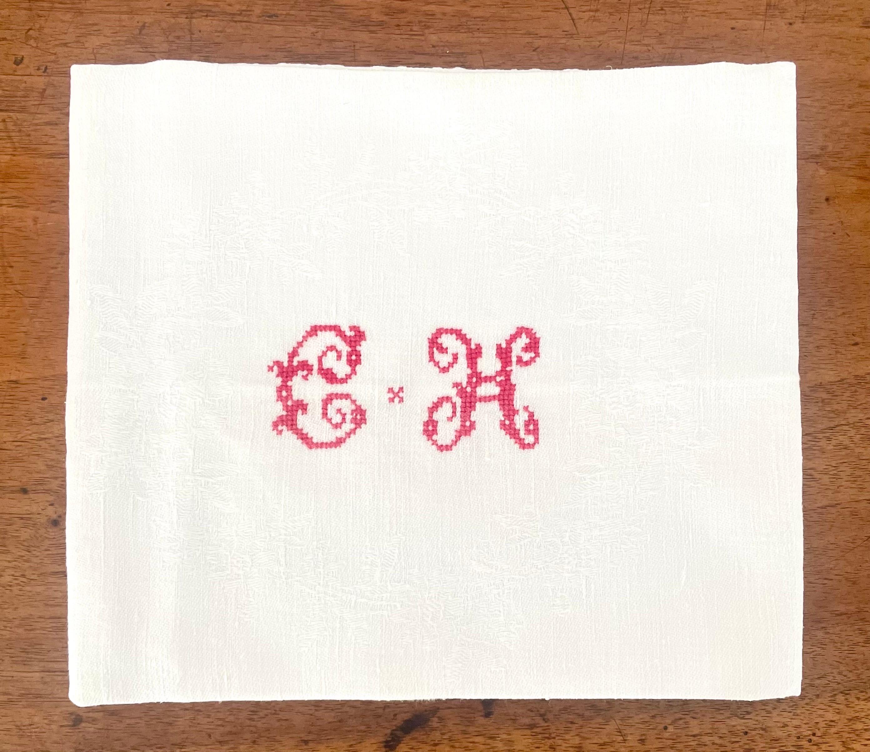 French Antique Monogrammed Embroidered Damask White Tablecloth & Its 12 Napkins For Sale 3