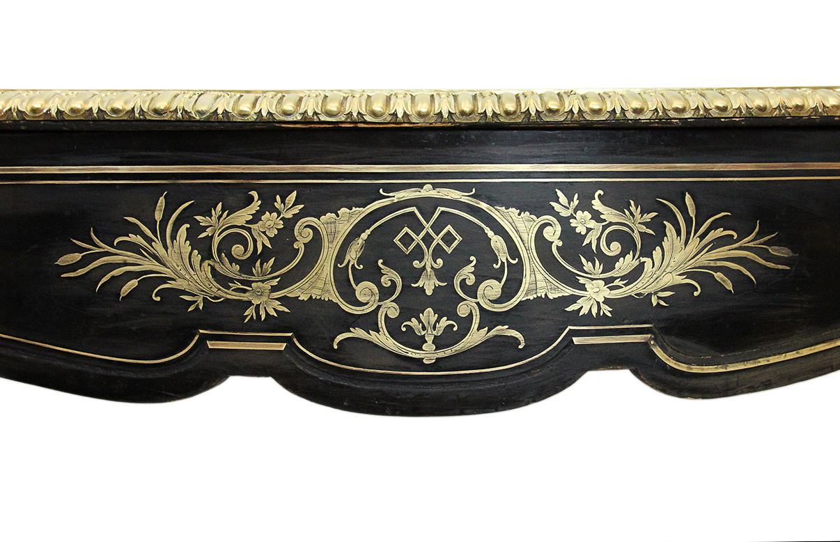 French Antique Napoleon III Table in Blackened Wood with Delicate Brass Inlays In Good Condition For Sale In EVREUX, FR