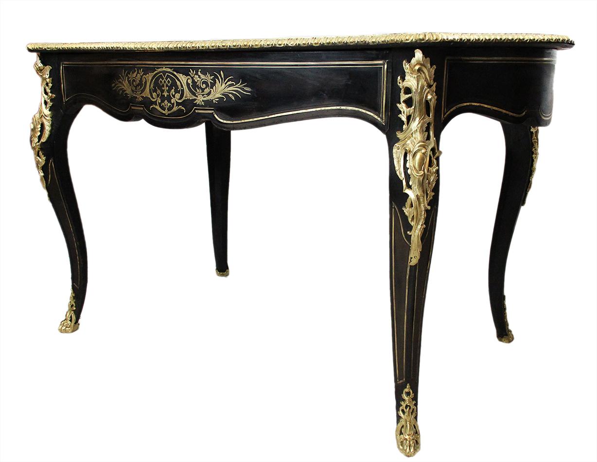 French Antique Napoleon III Table in Blackened Wood with Delicate Brass Inlays For Sale 1